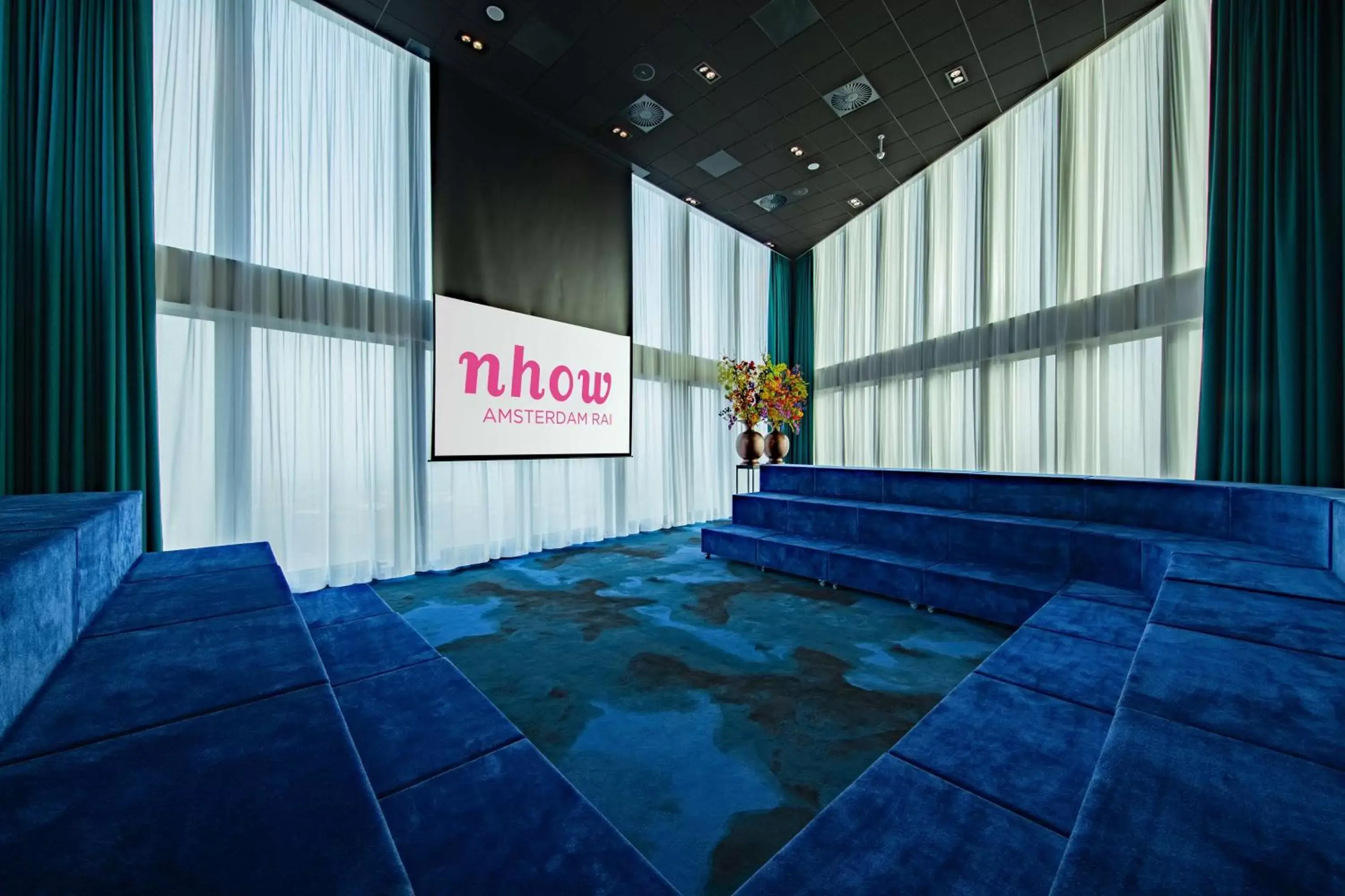 Meeting/conference room in nhow Amsterdam Rai