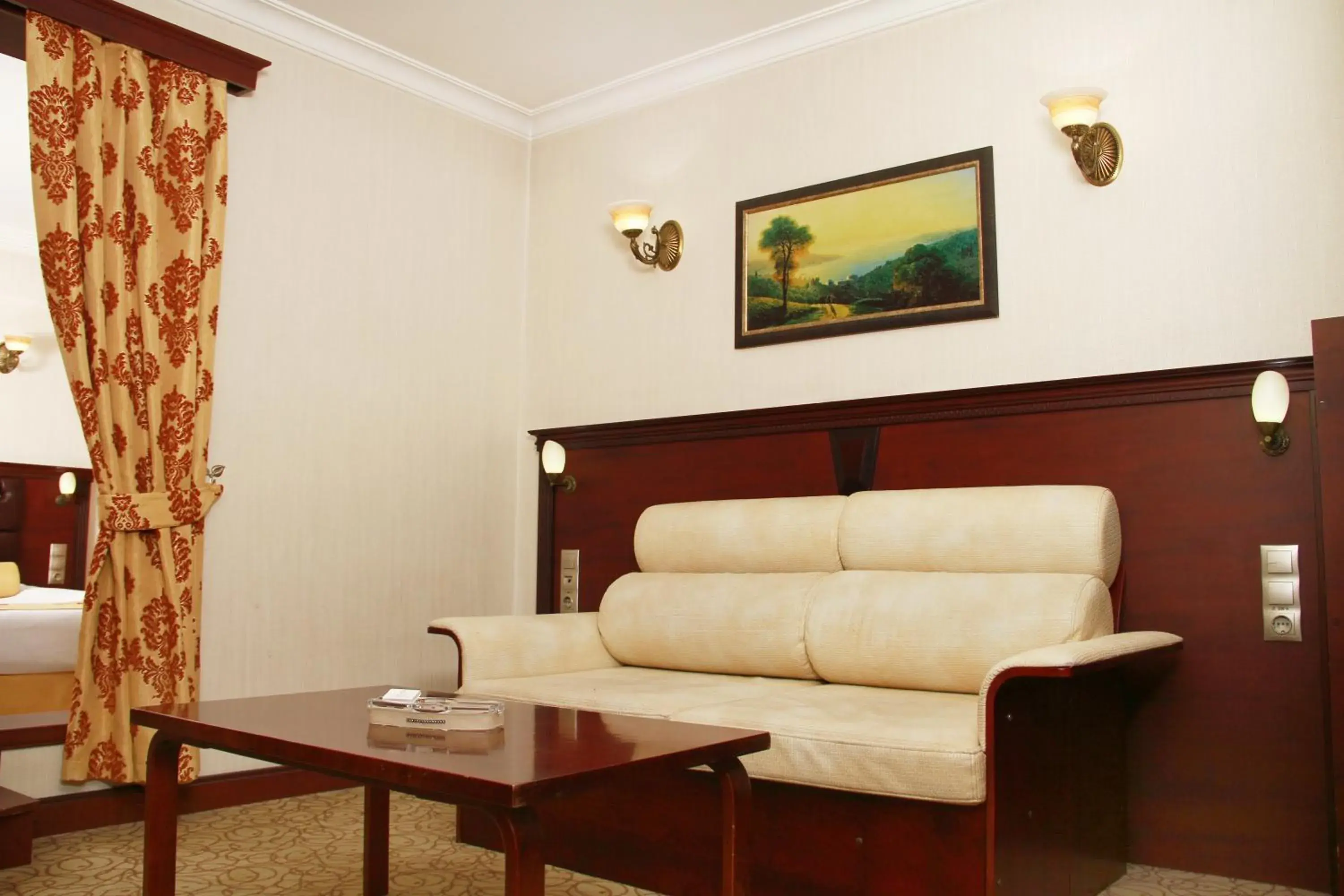 Photo of the whole room, Seating Area in Oglakcioglu Park Boutique Hotel