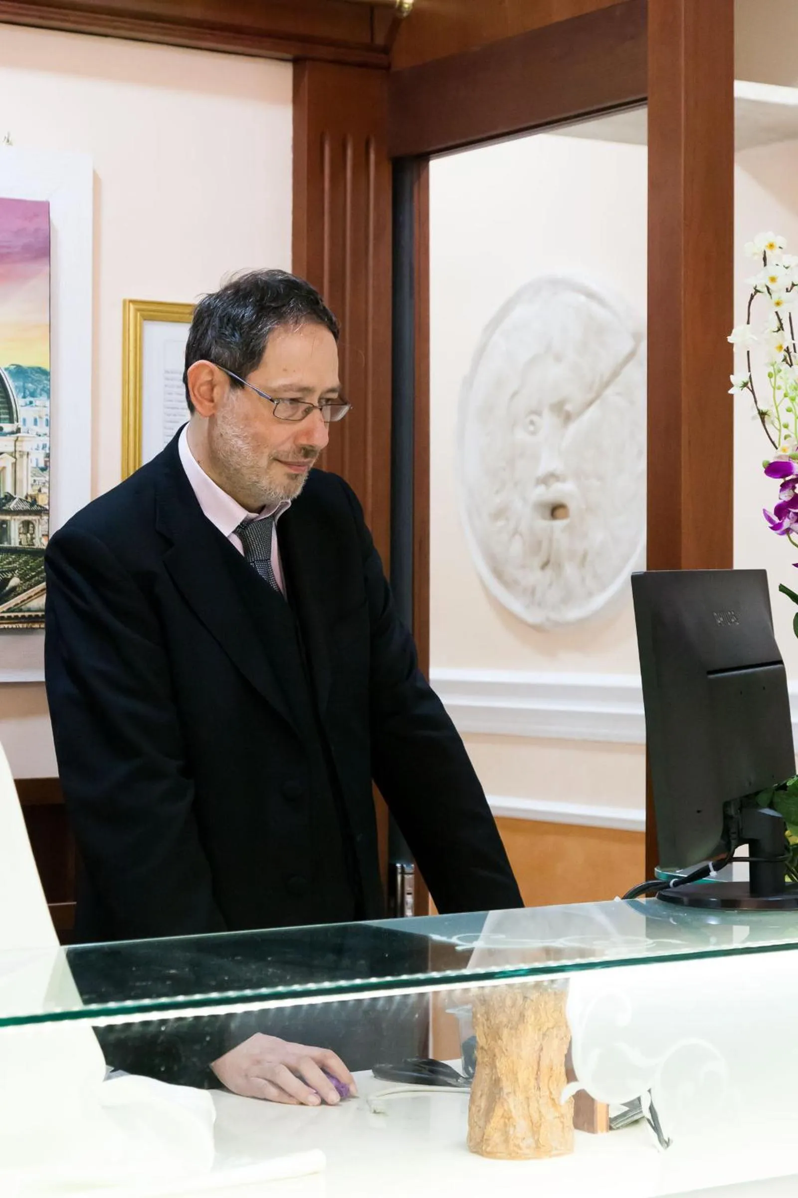 Staff in Hotel Suite Caesar