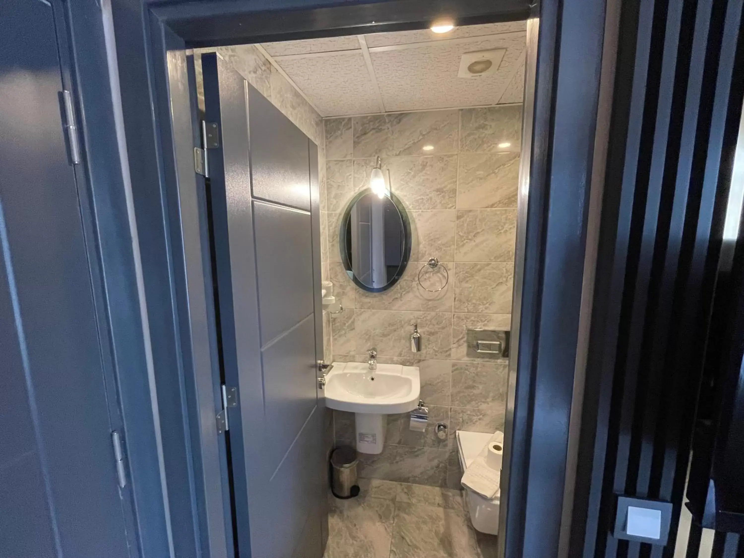 Bathroom in New Taksim Hotel
