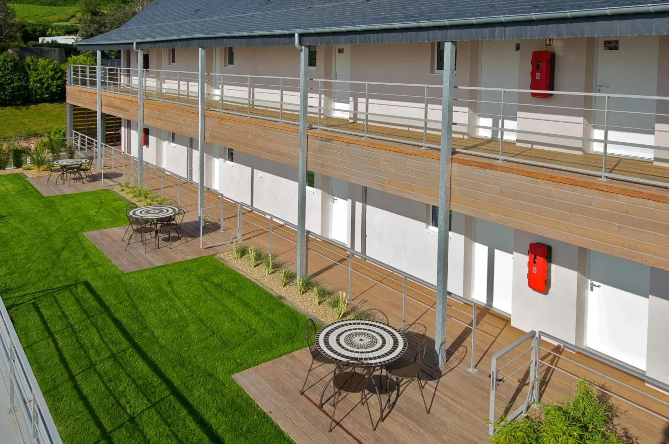 Garden in Best Western Plus Les Terrasses de Bréhat