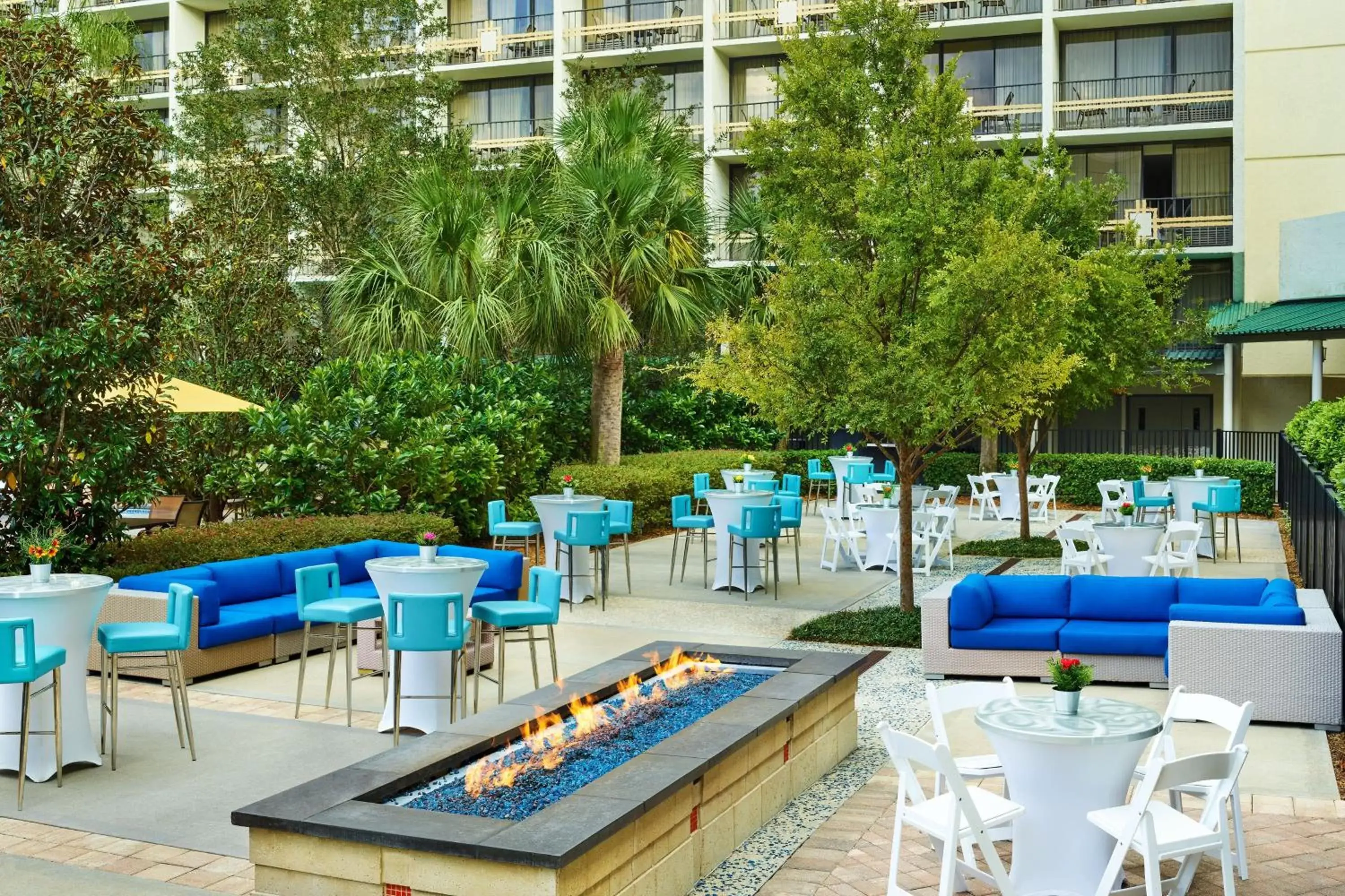 Swimming pool, Restaurant/Places to Eat in Sheraton Orlando Lake Buena Vista Resort