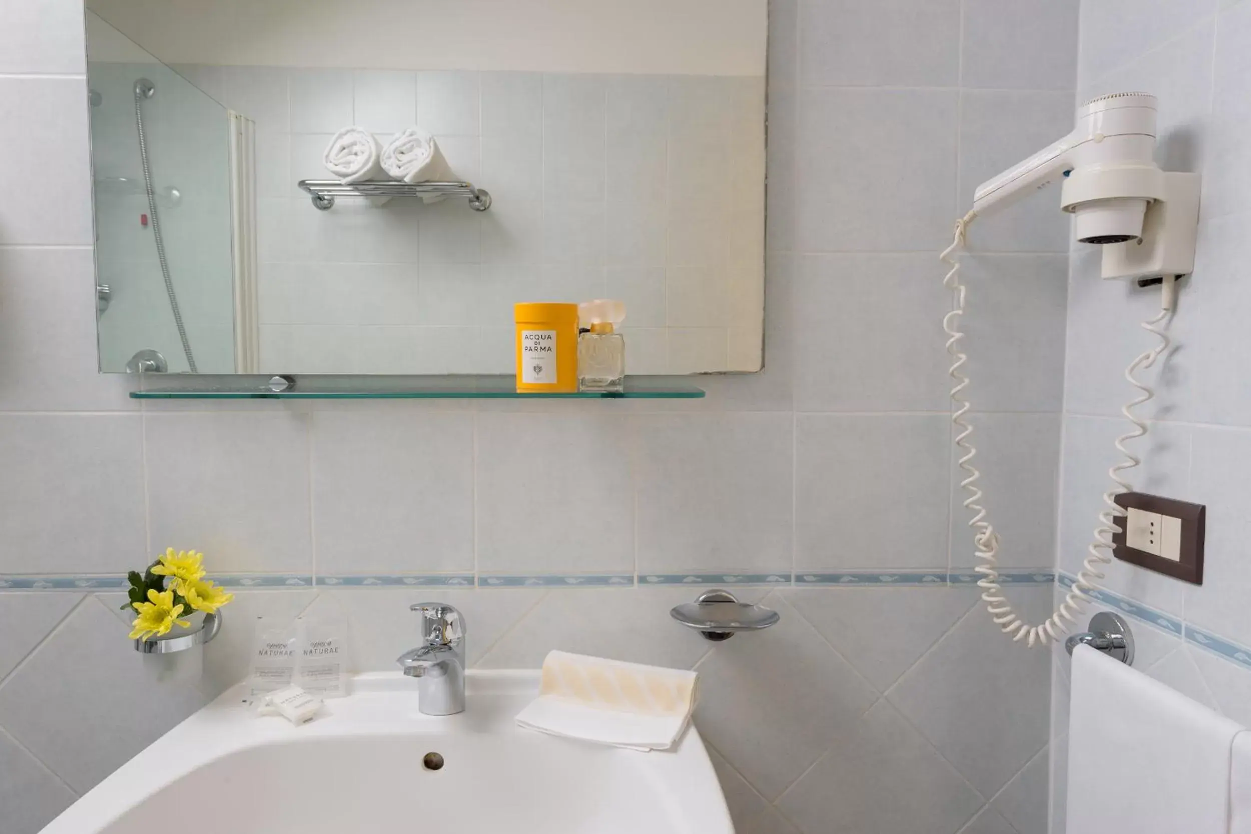 Bathroom in Hotel Dei Capitani