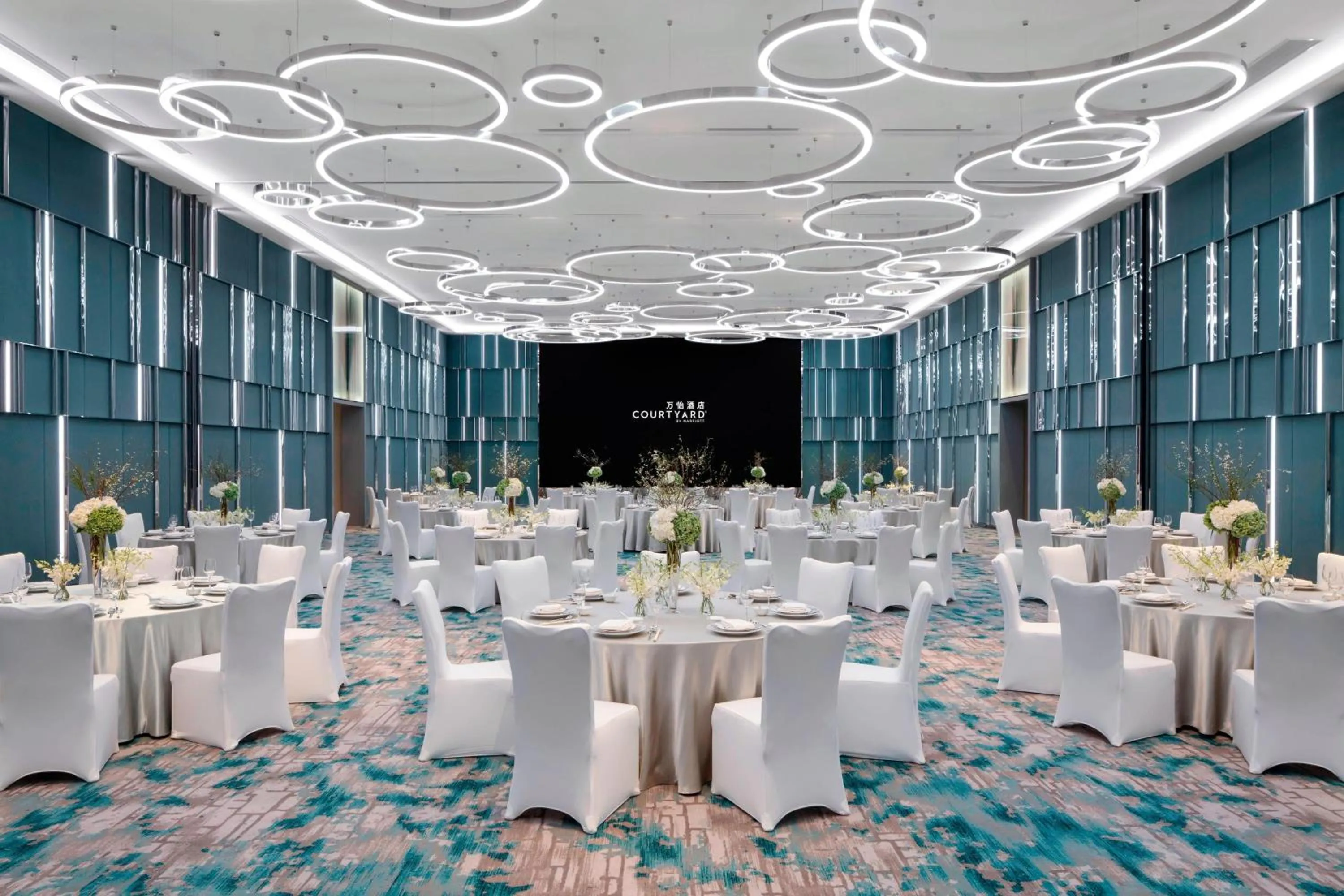 Meeting/conference room in Courtyard by Marriott Shanghai Minhang