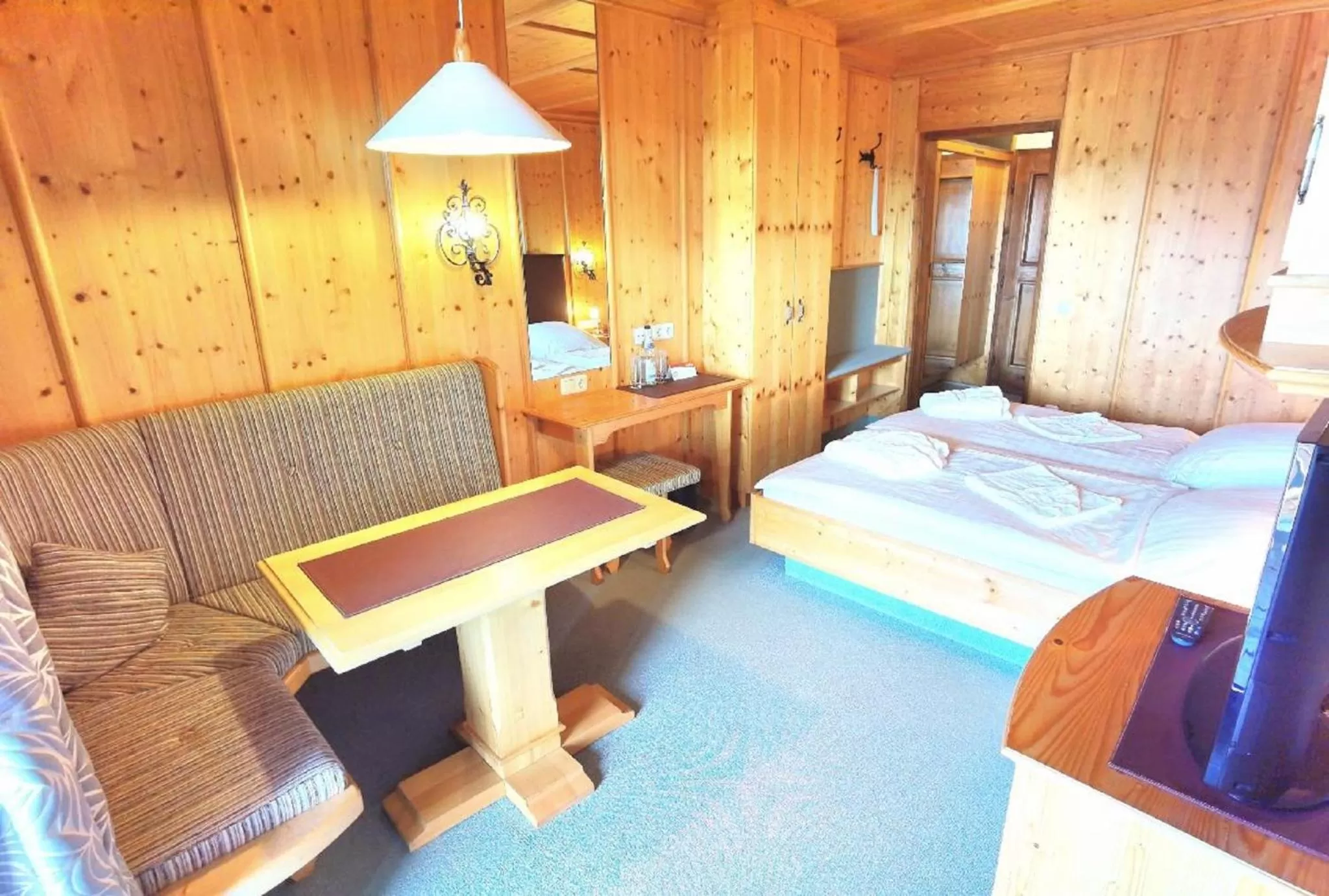 Comfort Double Room-West in Hotel & Residence Hochriegel