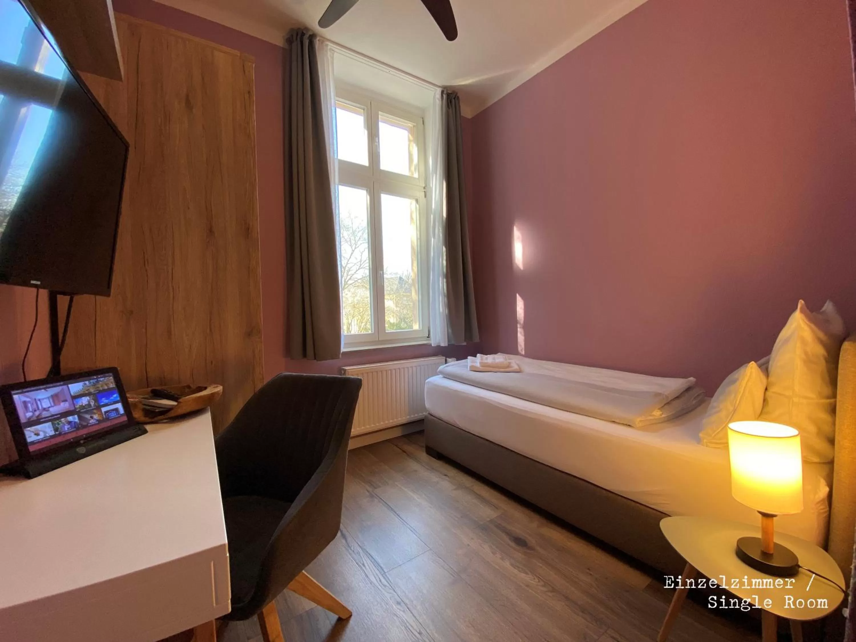 Single Room in Amaroo - Gästehaus "Charlotte"