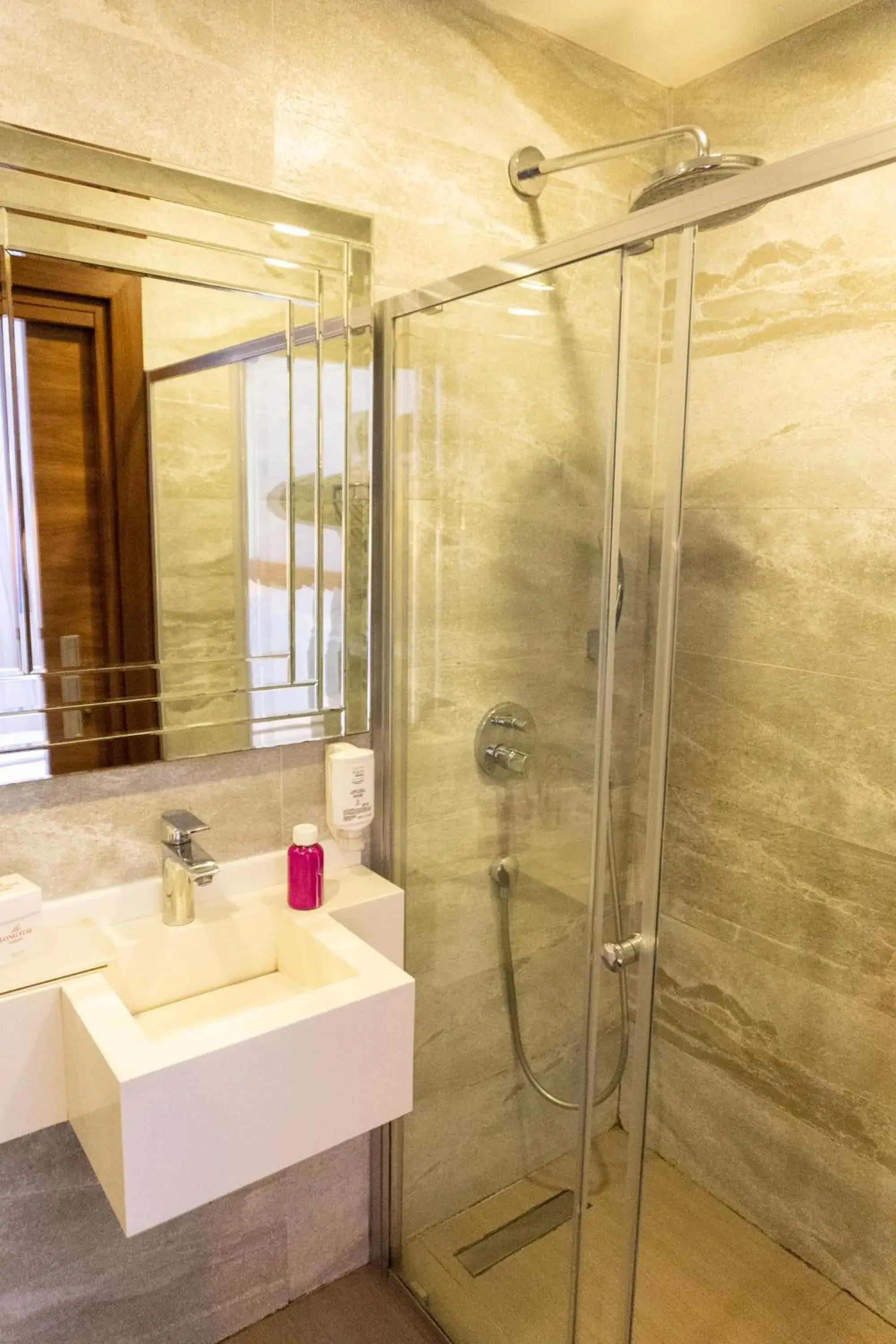 Shower, Bathroom in Trass Hotel