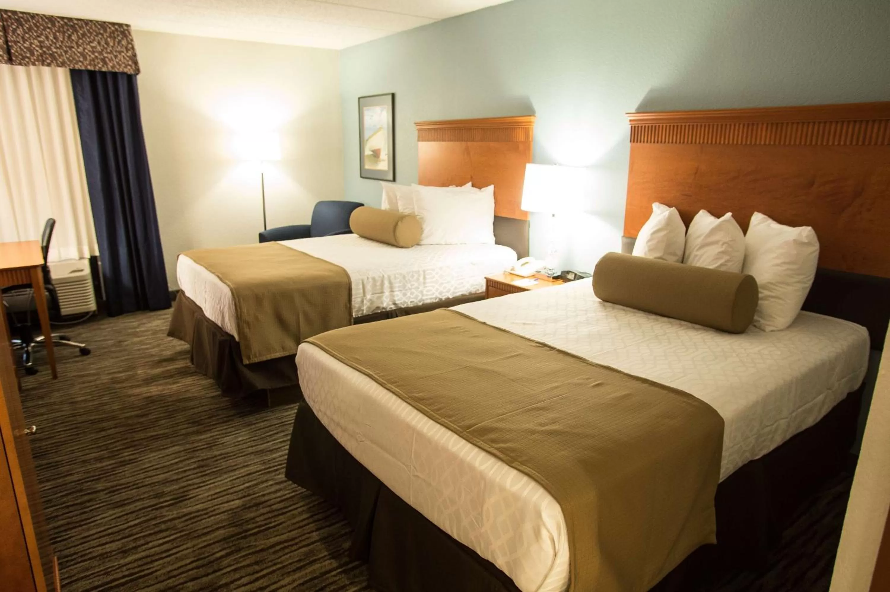 TV and multimedia, Bed in The Hotel at Dayton South