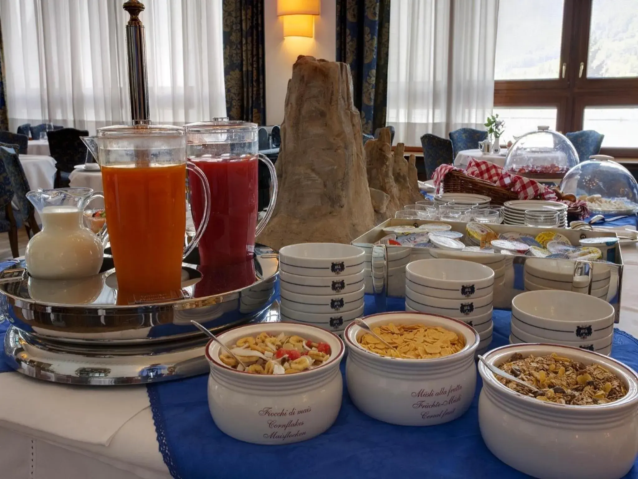 Breakfast in Hotel De La Poste