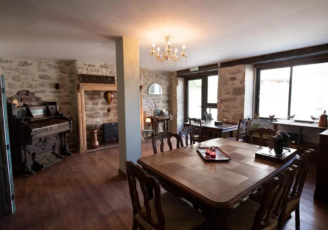 Coffee/tea facilities in Pat à Touille