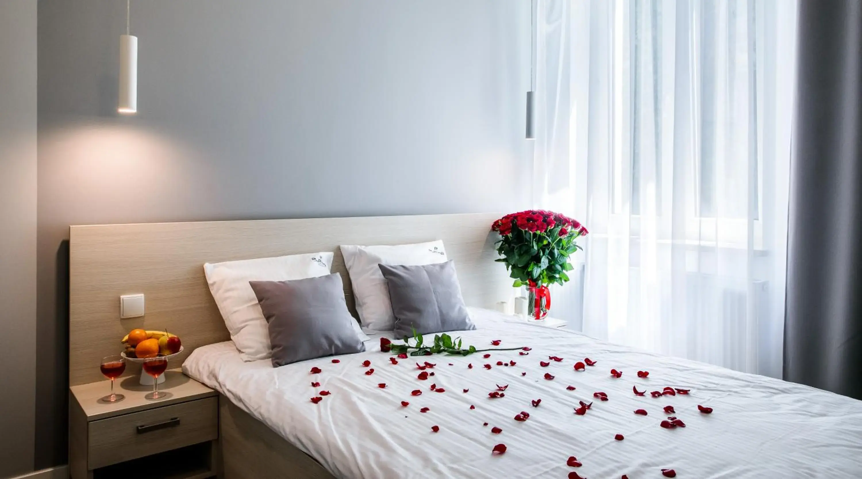 Photo of the whole room, Bed in Apartamenty Platinia - komfortowe noclegi Kraków Stare Miasto Photo of the whole room, Bed in Apartamenty Platinia - komfortowe noclegi Kraków Stare Miasto