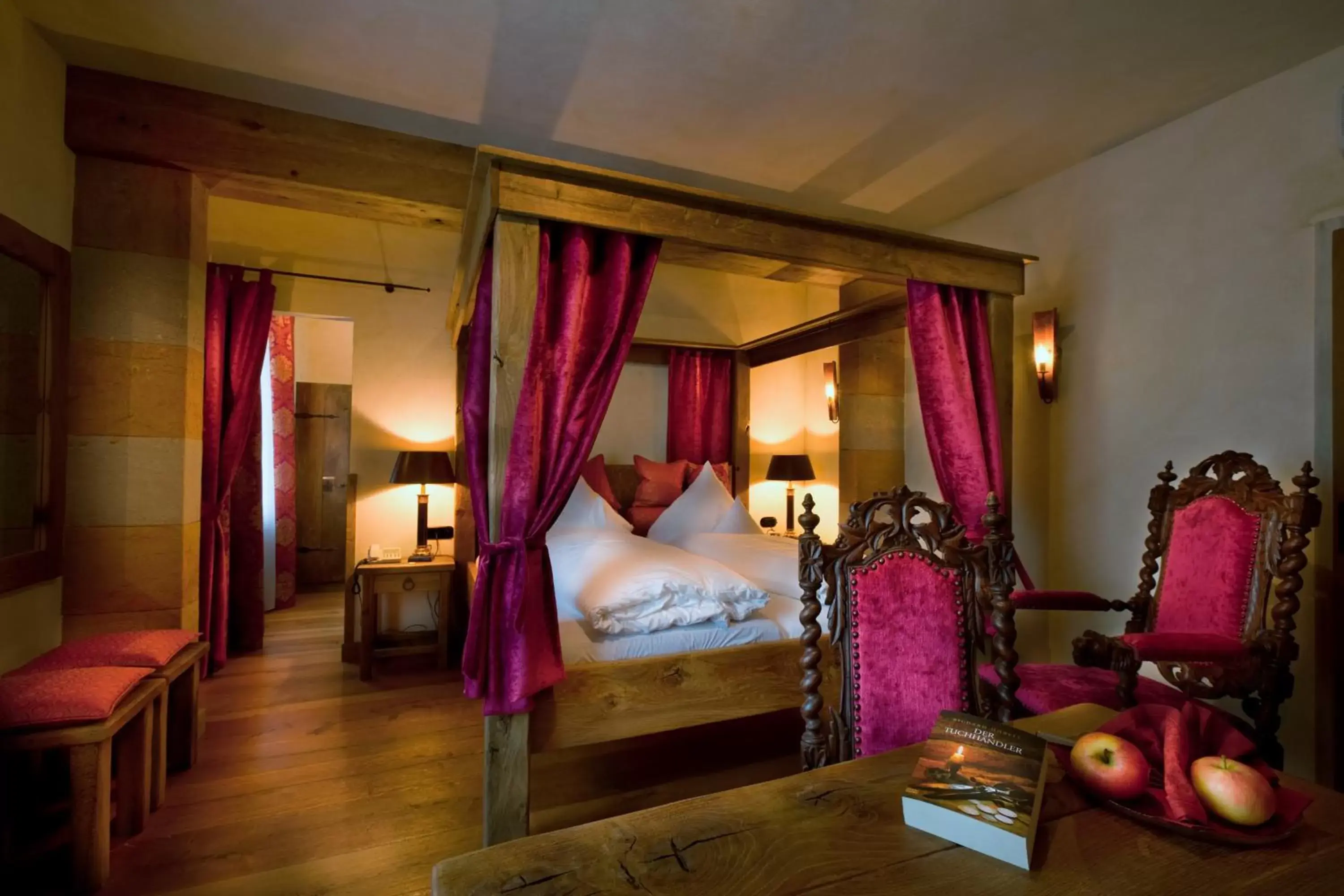 Photo of the whole room, Bed in Hotel Fürstenhof