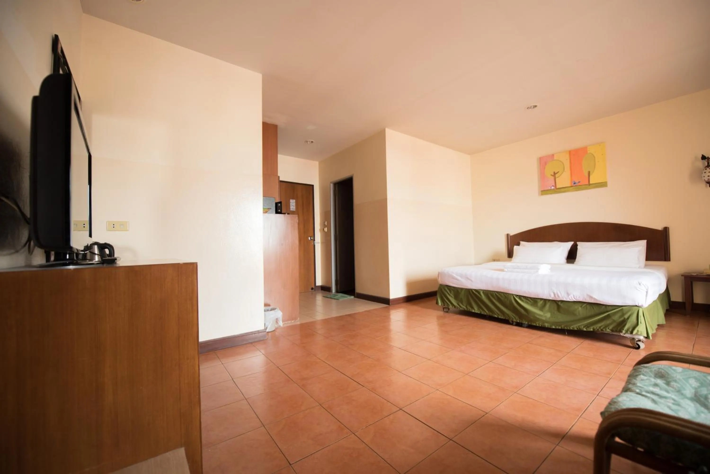 Photo of the whole room, Bed in Opey De Place