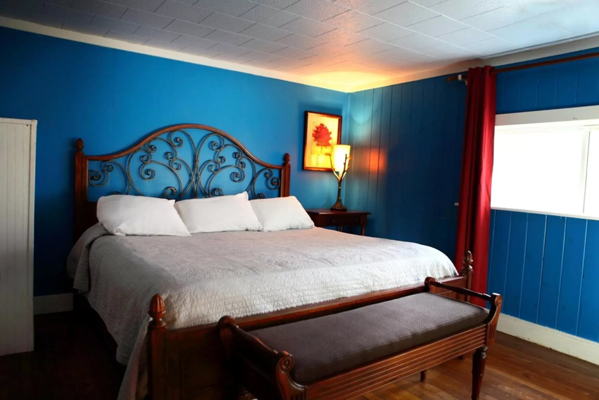 Bedroom, Bed in The Pines Cottages