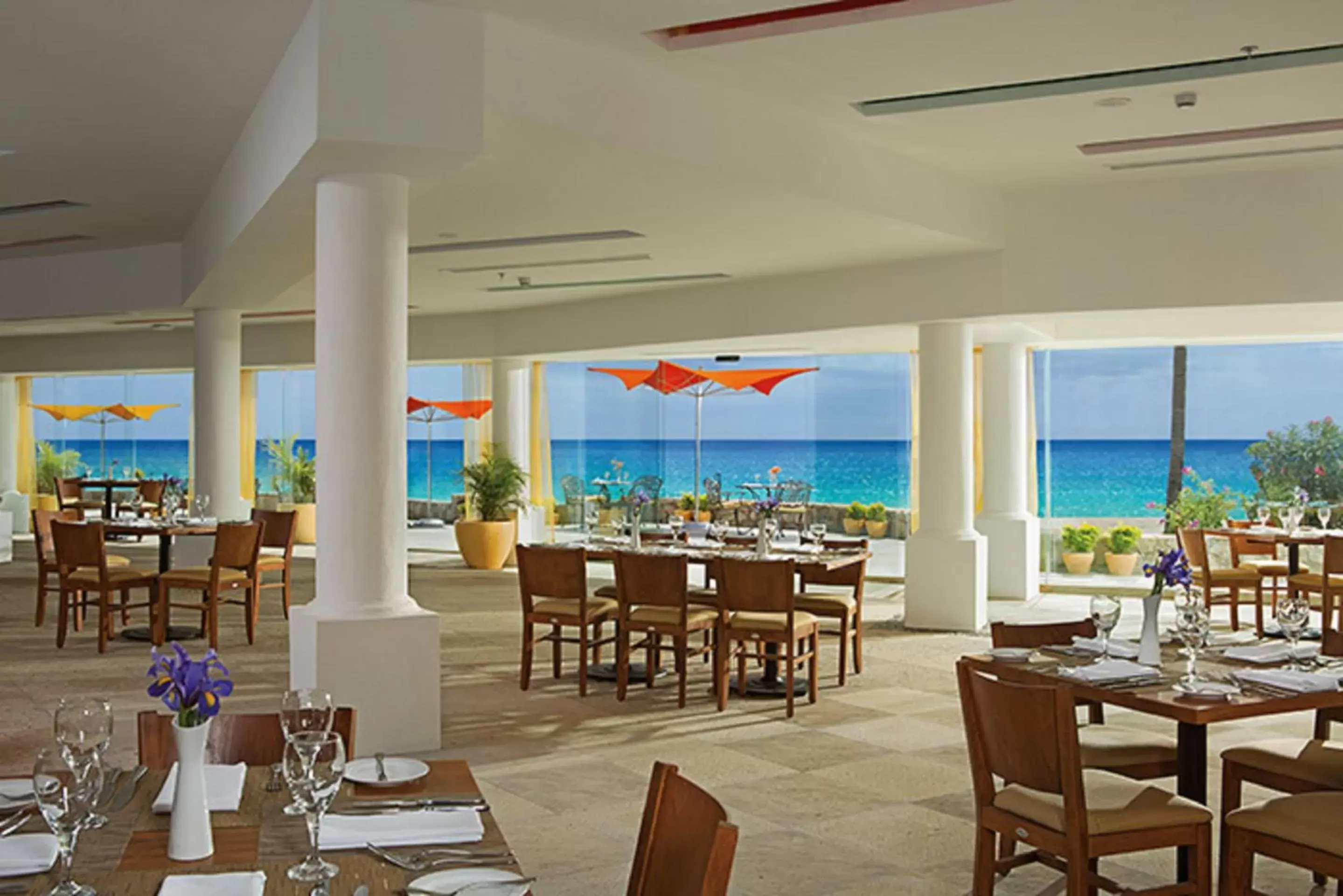Breakfast, Restaurant/Places to Eat in Dreams Los Cabos Suites Golf Resort & Spa