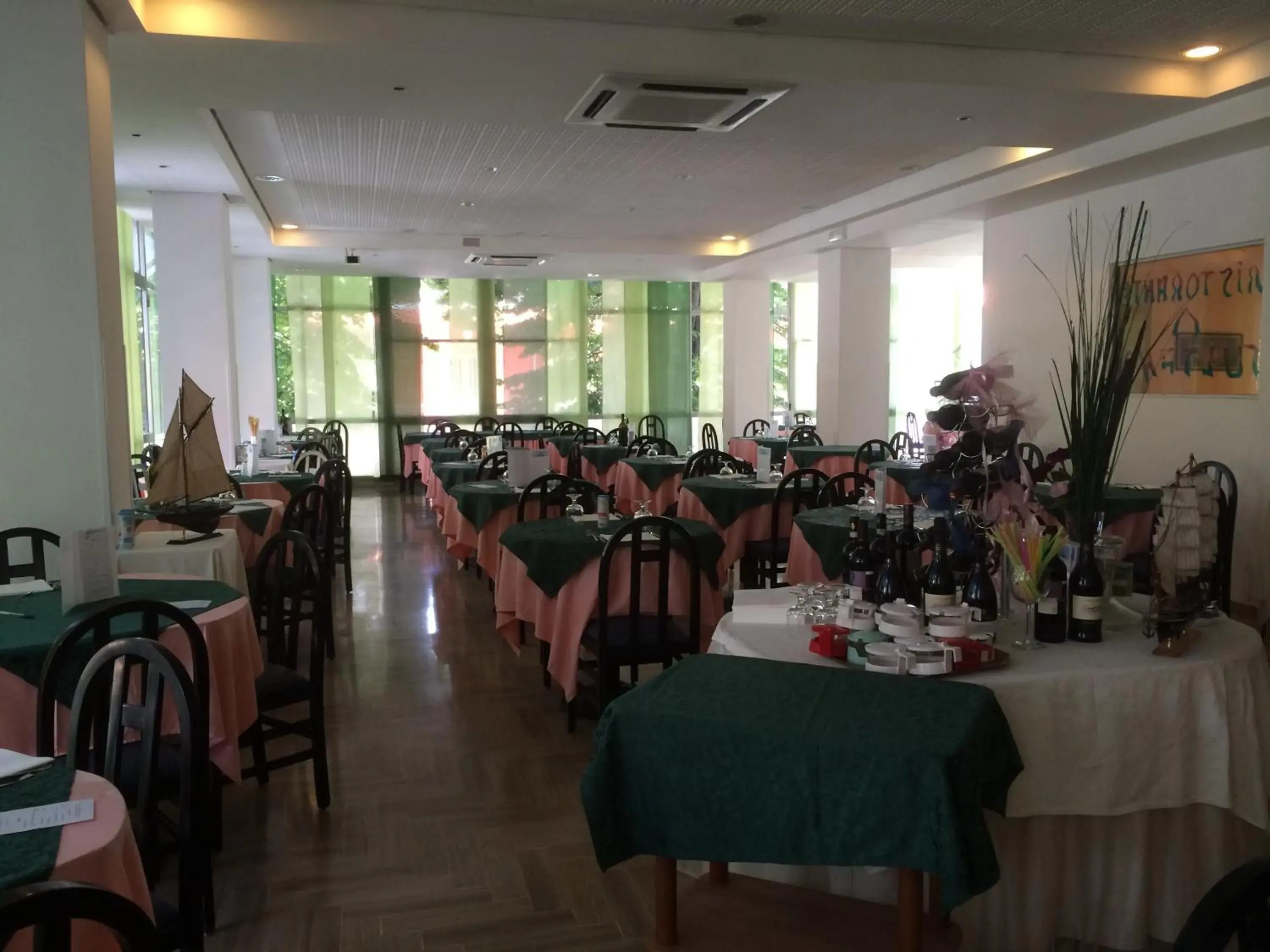 Restaurant/Places to Eat in Hotel Sultano