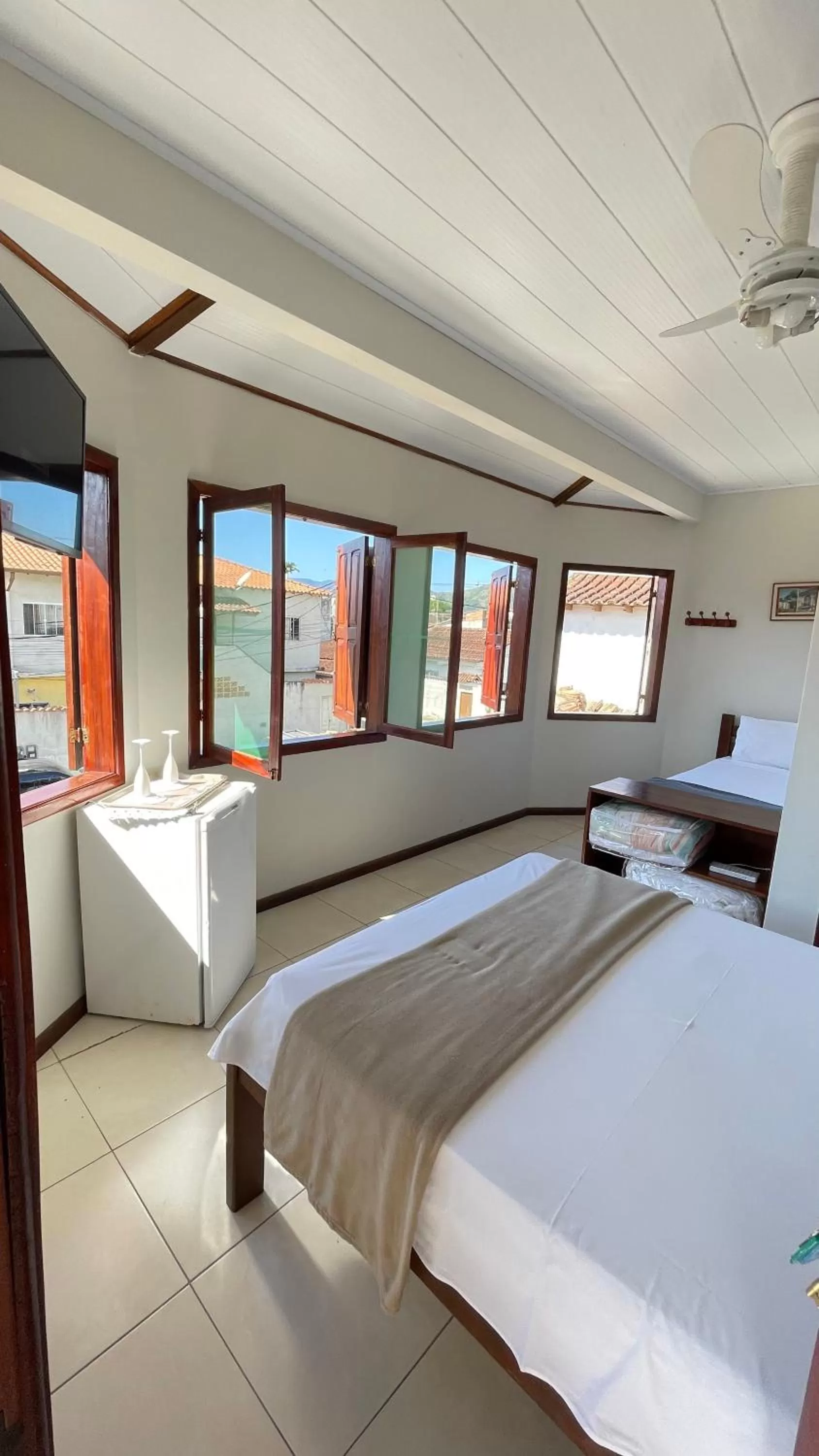 Photo of the whole room, Bed in Pousada Brisa do Leste