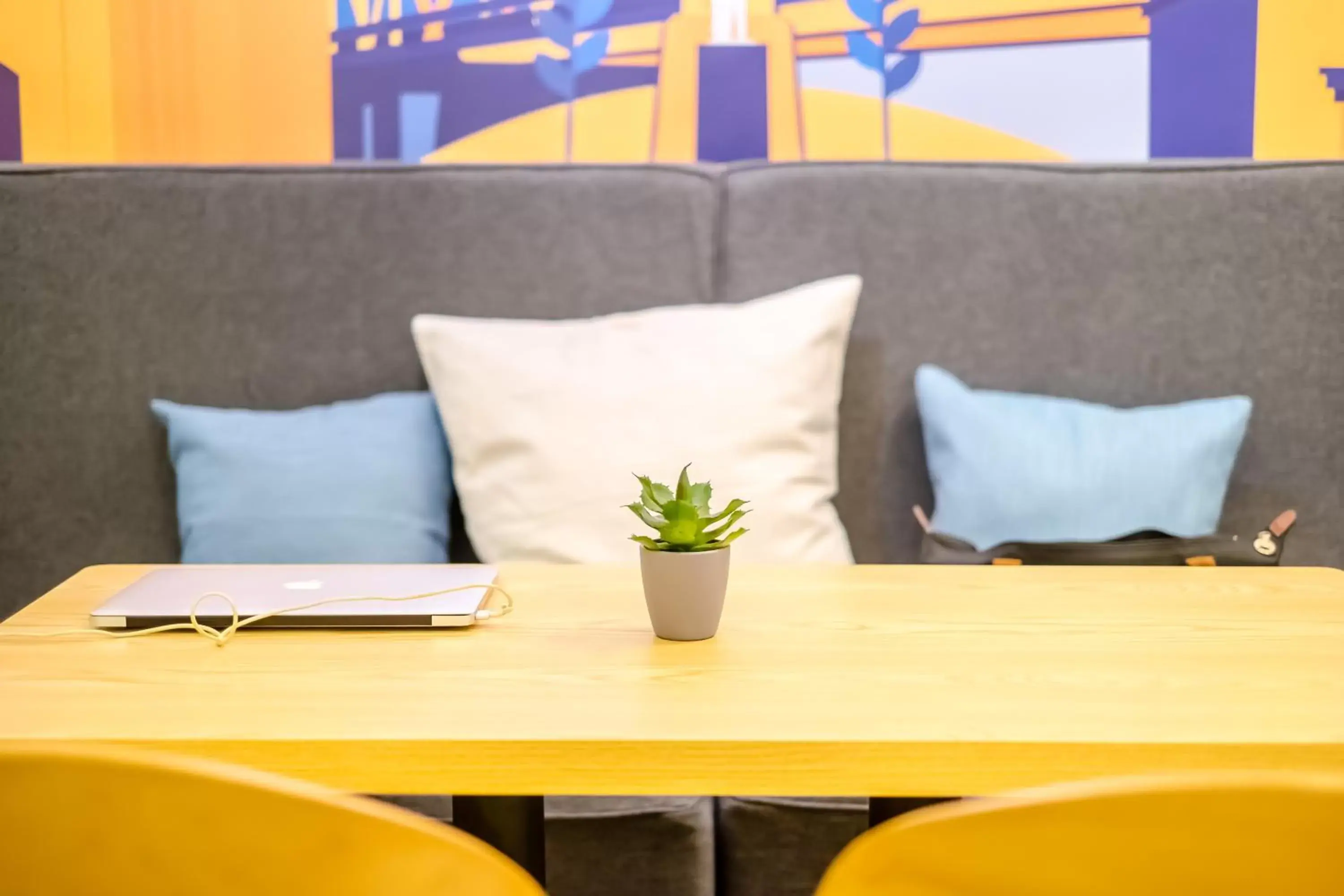 Living room in Bridge Hotel Living room in Bridge Hotel