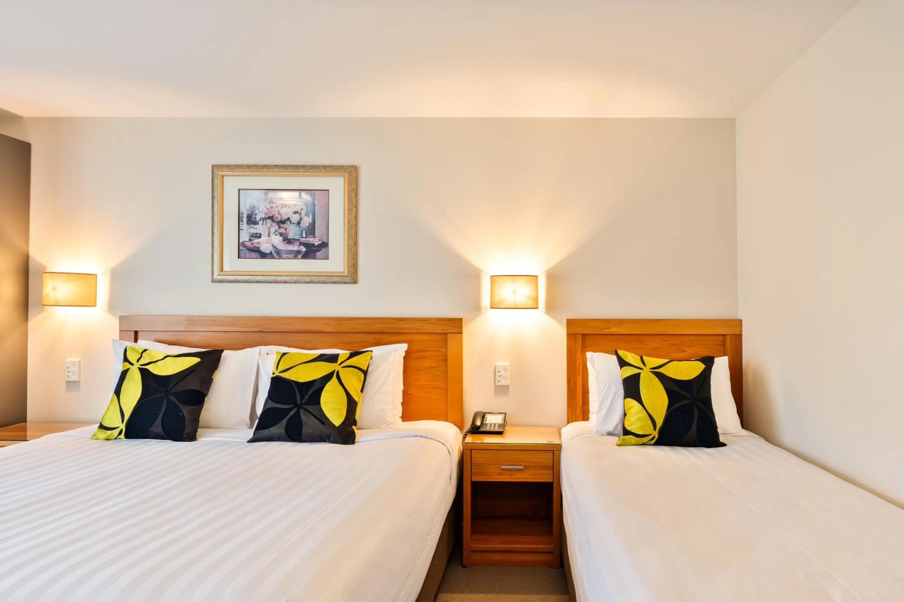 Bed in Alexander Inn