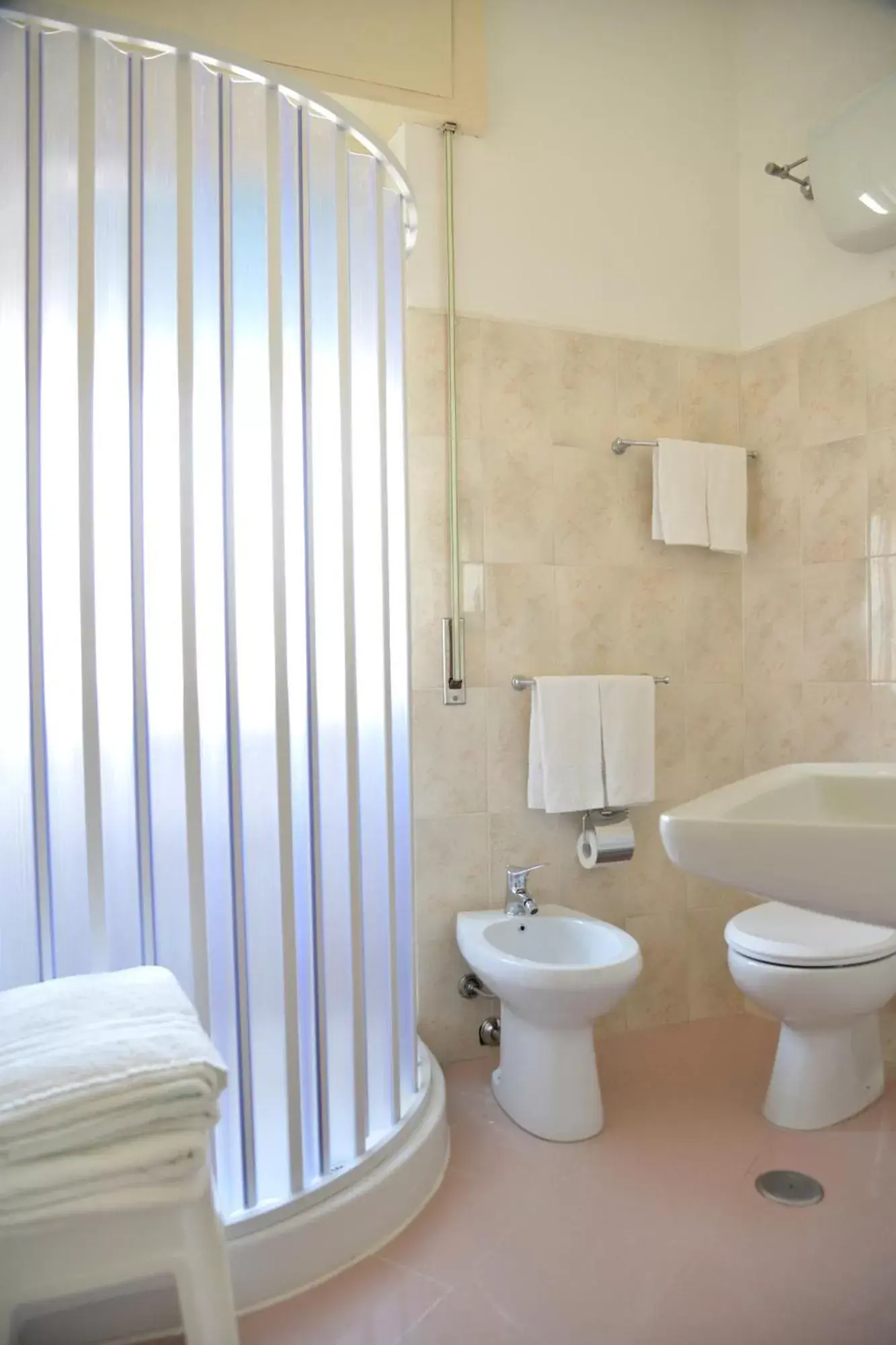 Bathroom in Hotel Marconi