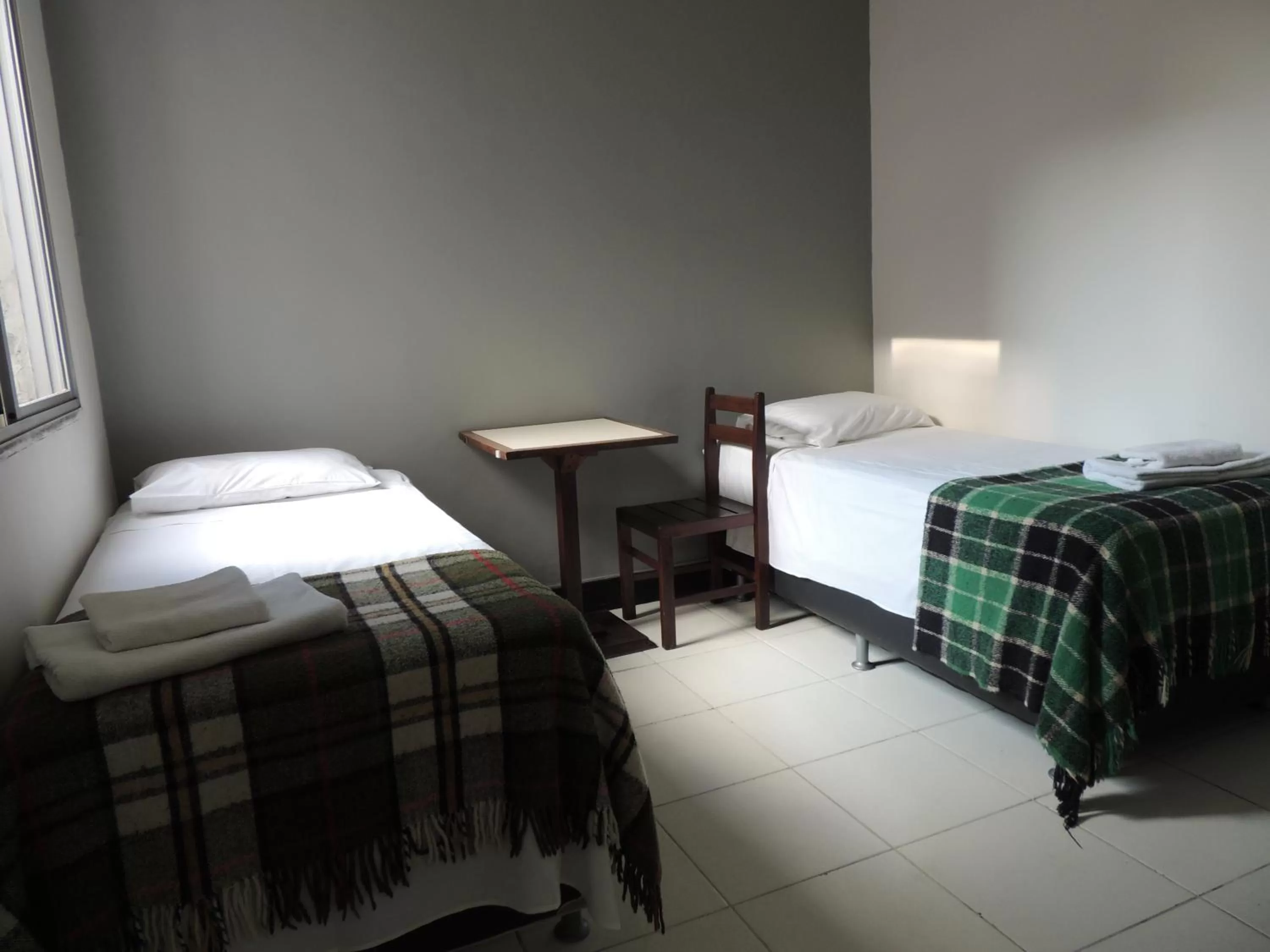 Bed in Hotel Economy 888 - Próximo a Praça da Estação e Rodoviária