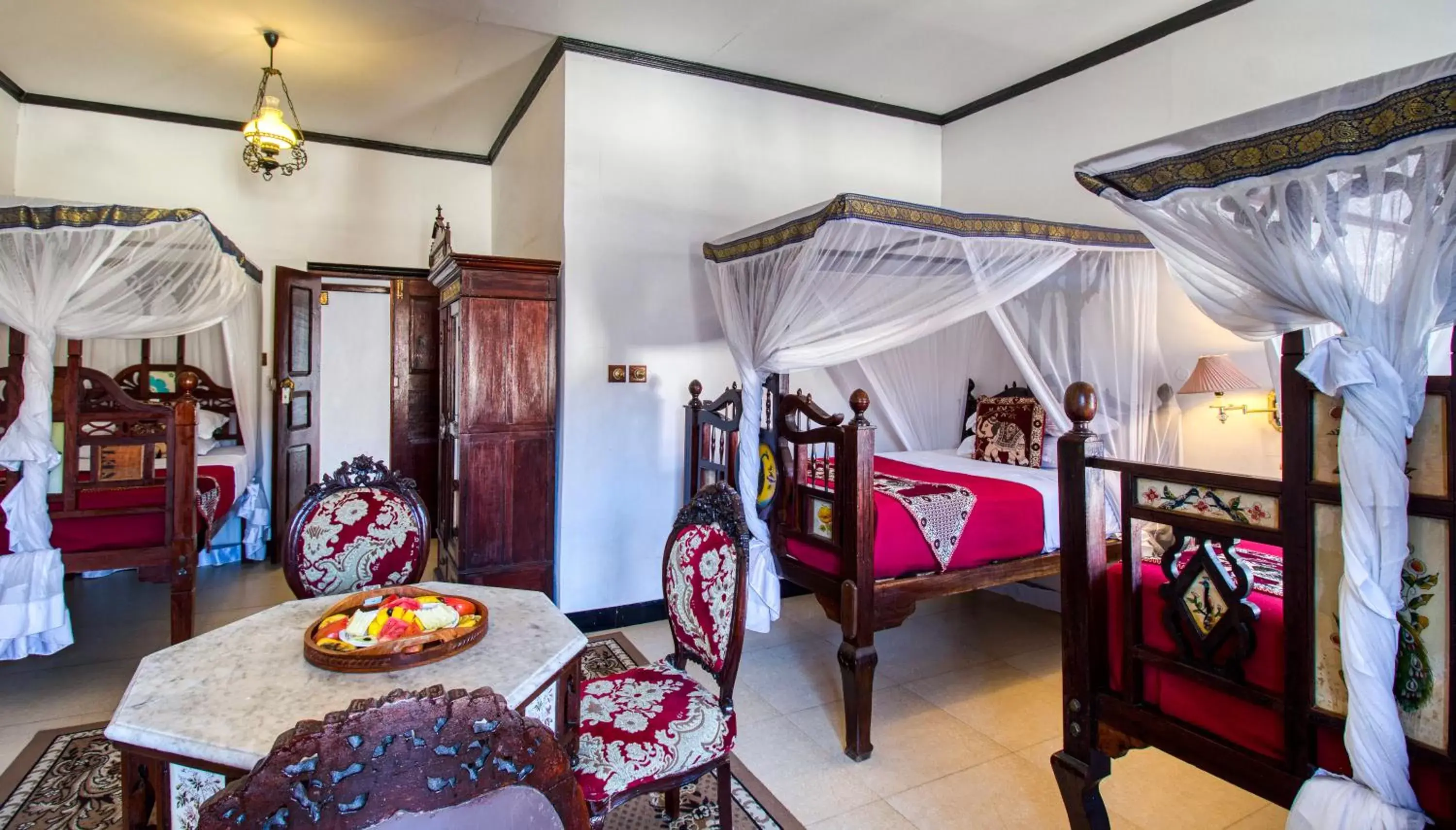 Triple Room With Balcony & Sea View - single occupancy in Tembo House Hotel