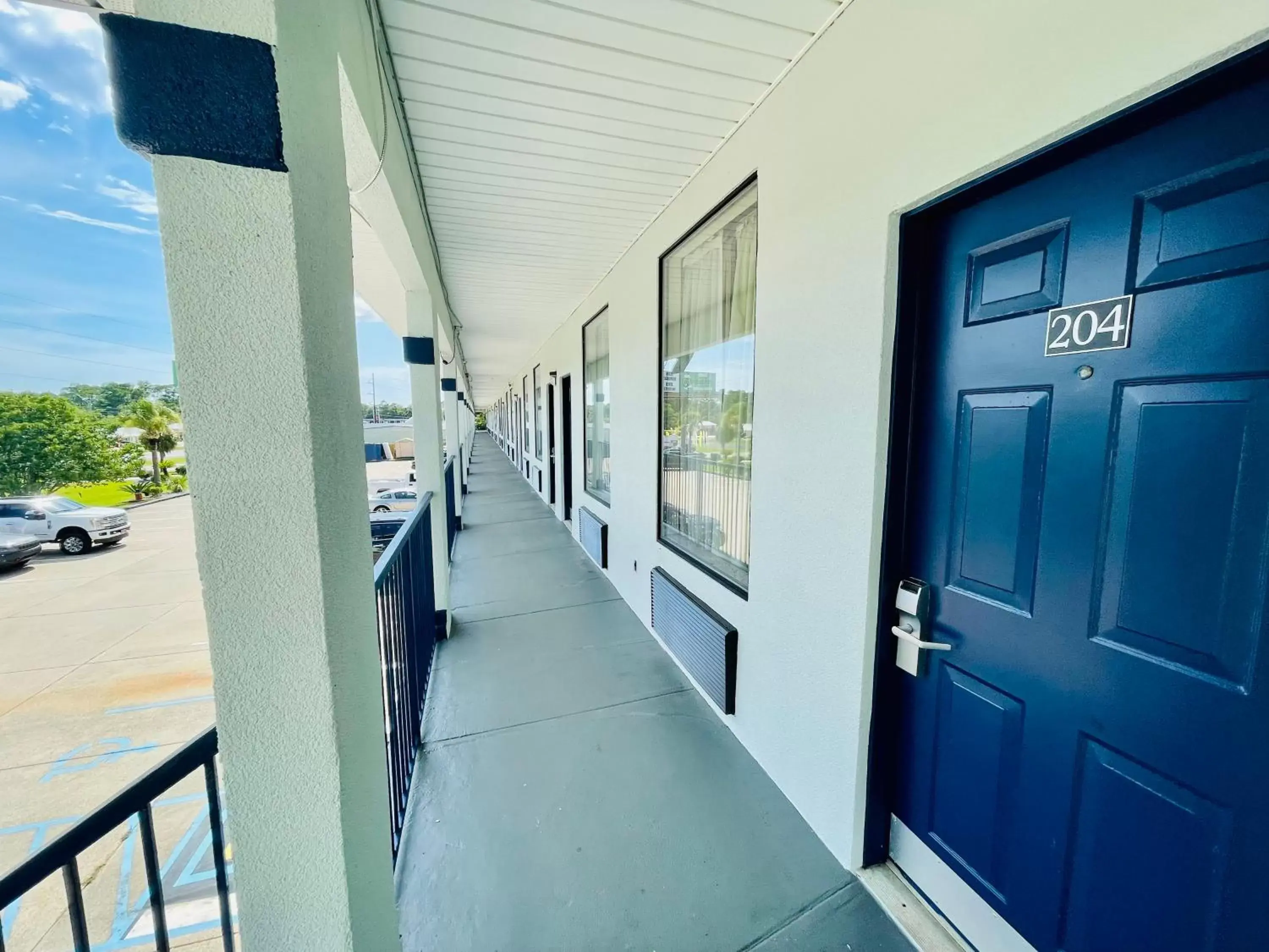 Balcony/Terrace in MAGNOLIA INN of BELOXI,OCEAN SPRINGS,PASCAGOULA & GAUTIER