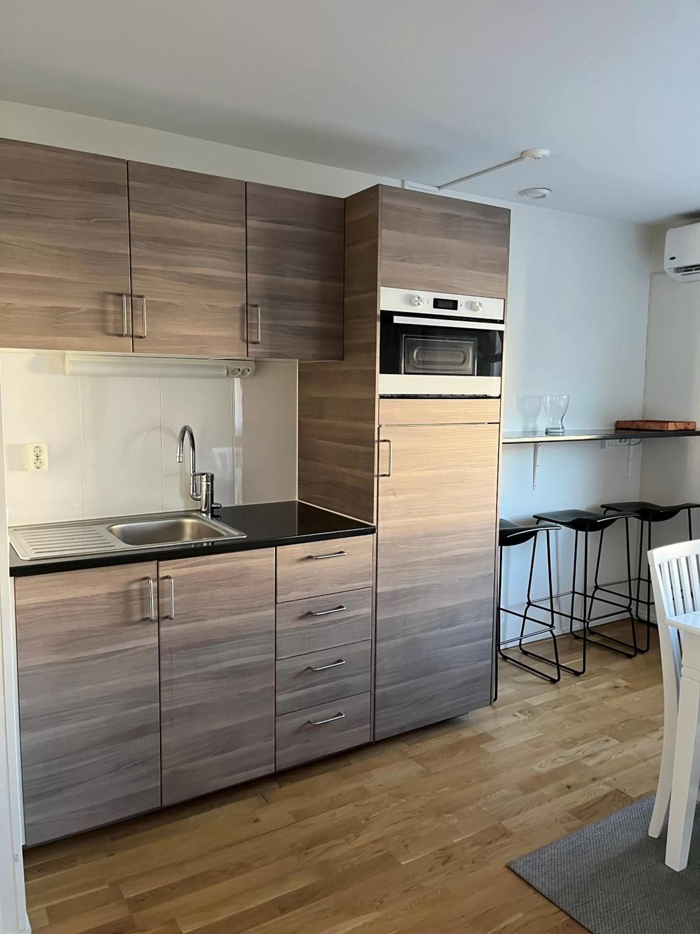 Kitchen or kitchenette in Best Western Princess Hotel