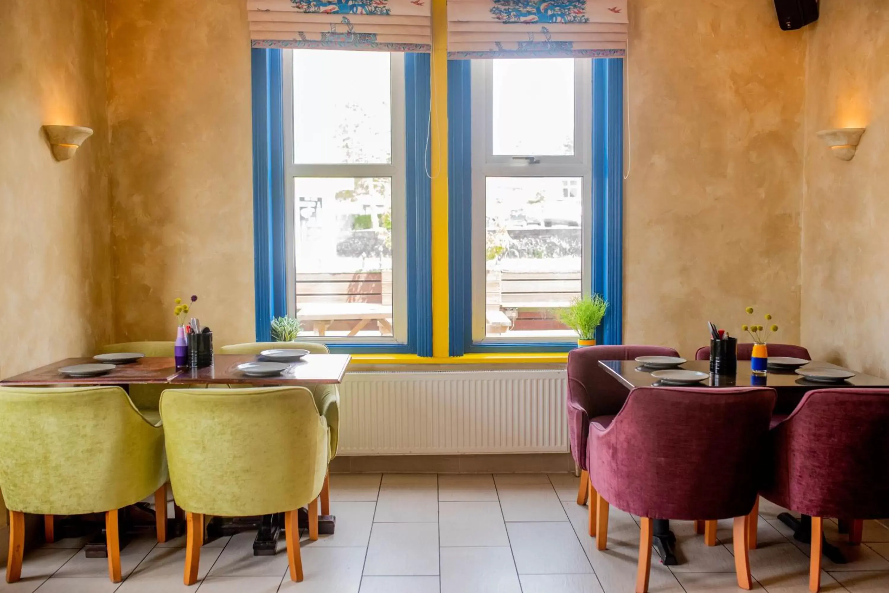 Restaurant/places to eat in Revado Hotel Restaurant/places to eat in Revado Hotel