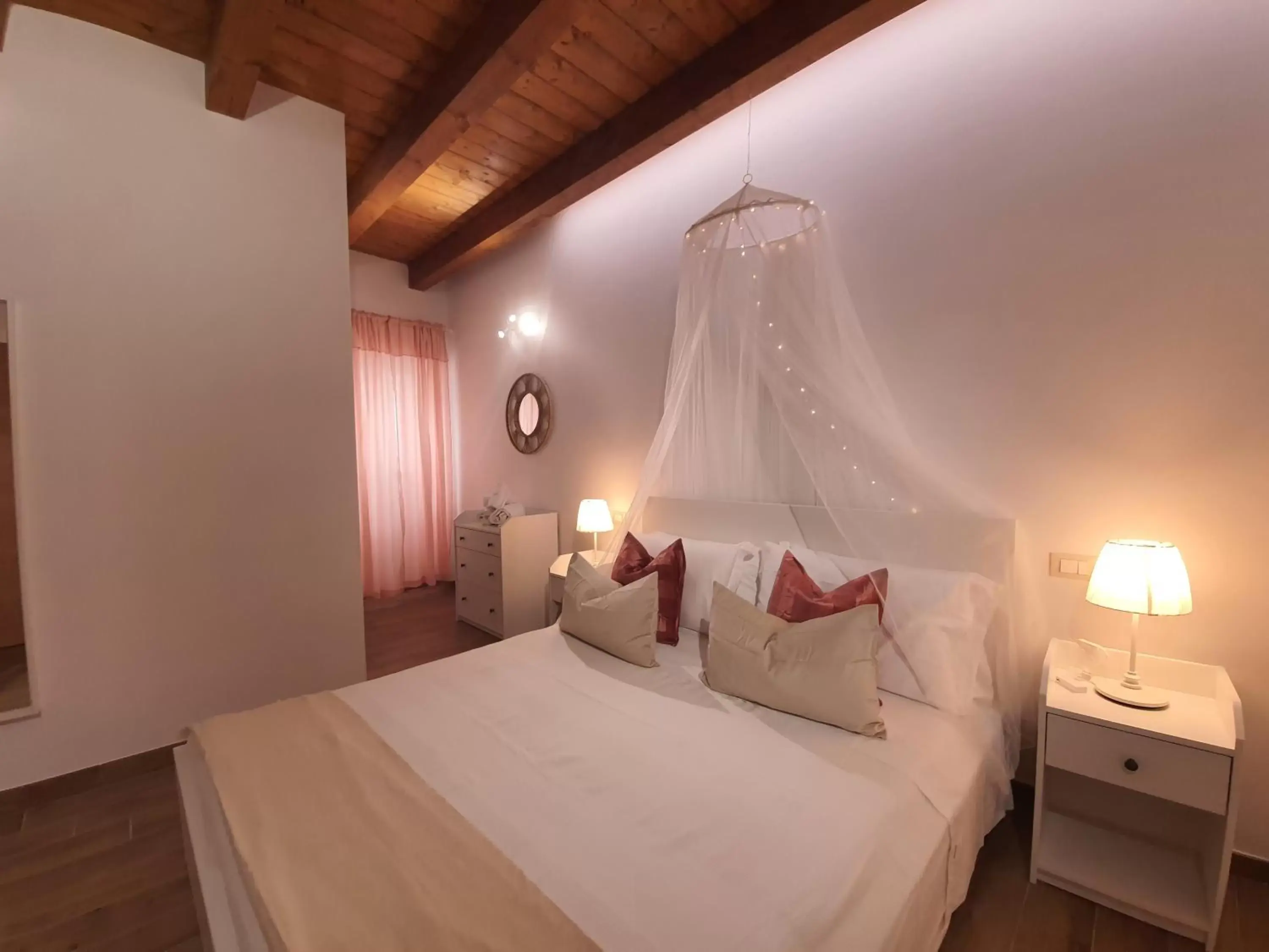 Bed in Casa Ludo - Fondi Vertice Rooms