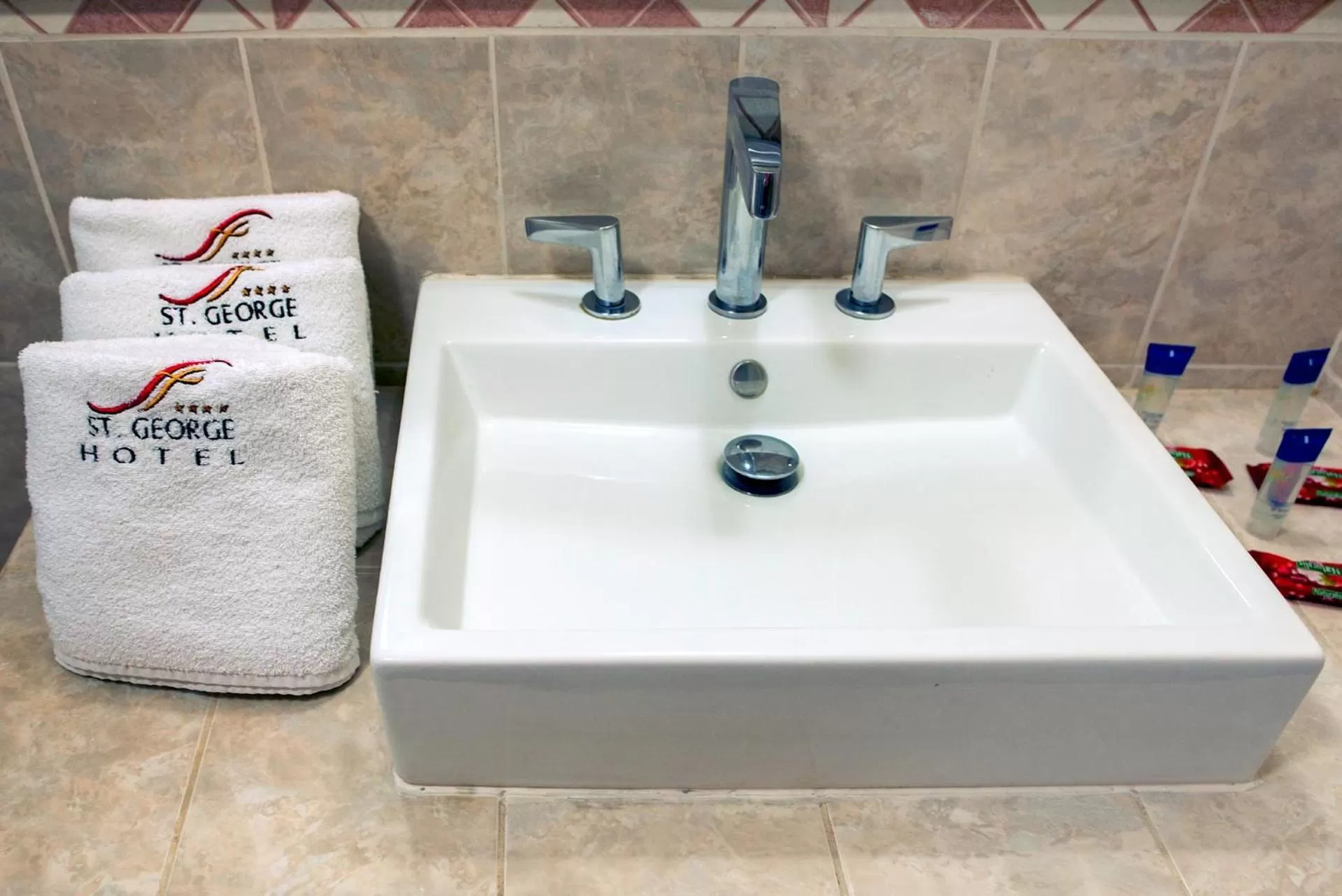 Bathroom in Hotel St. George