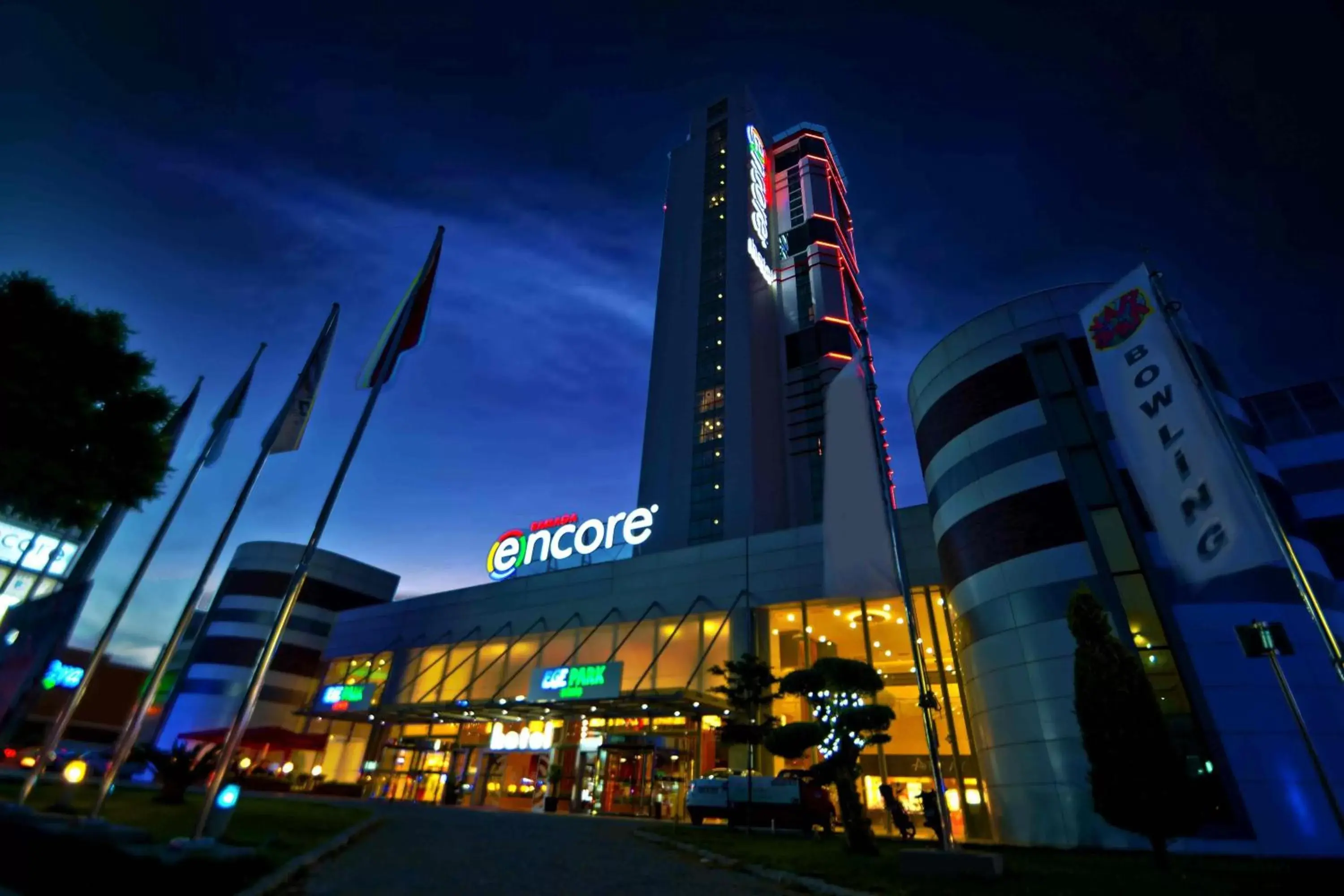Property building in Ramada Encore by Wyndham Izmir Property building in Ramada Encore by Wyndham Izmir