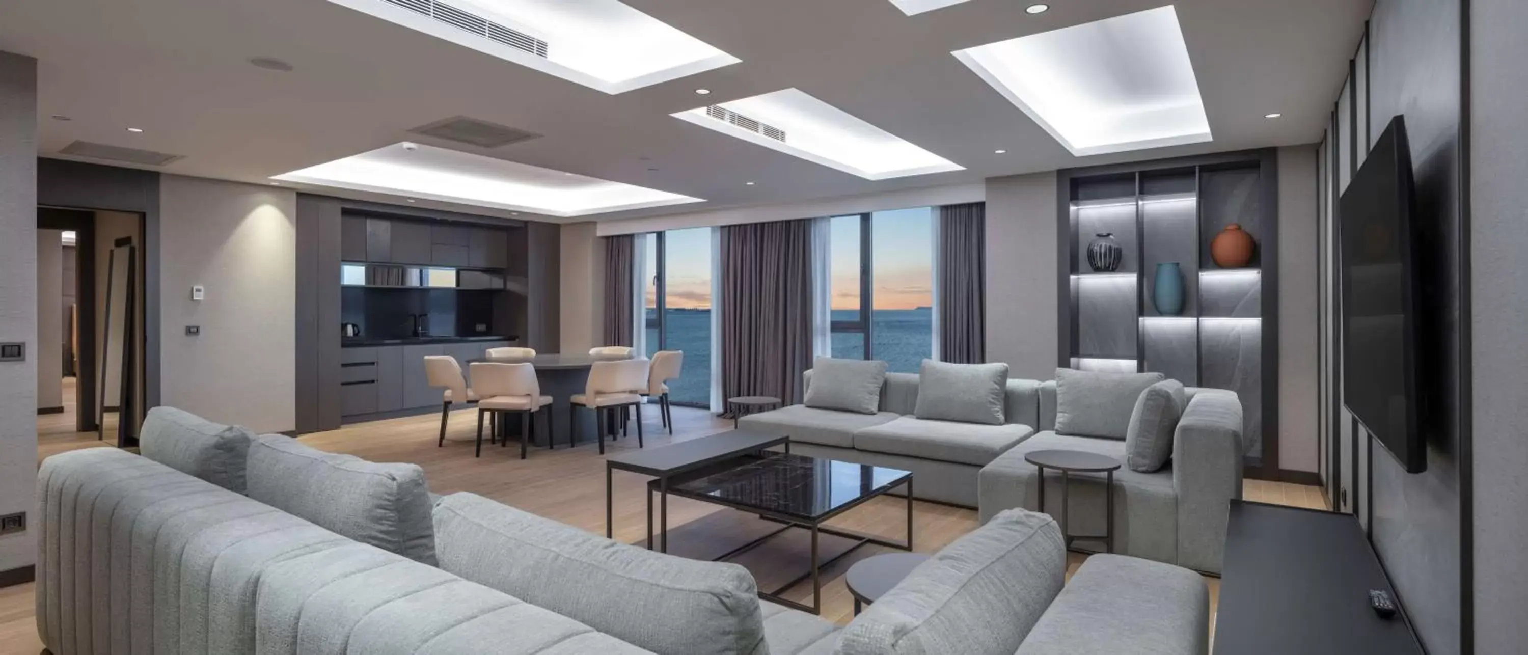 Living room, Seating Area in Doubletree By Hilton Canakkale