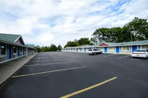 Property building in Americas Best Value Inn & Suites Jackson Property building in Americas Best Value Inn & Suites Jackson