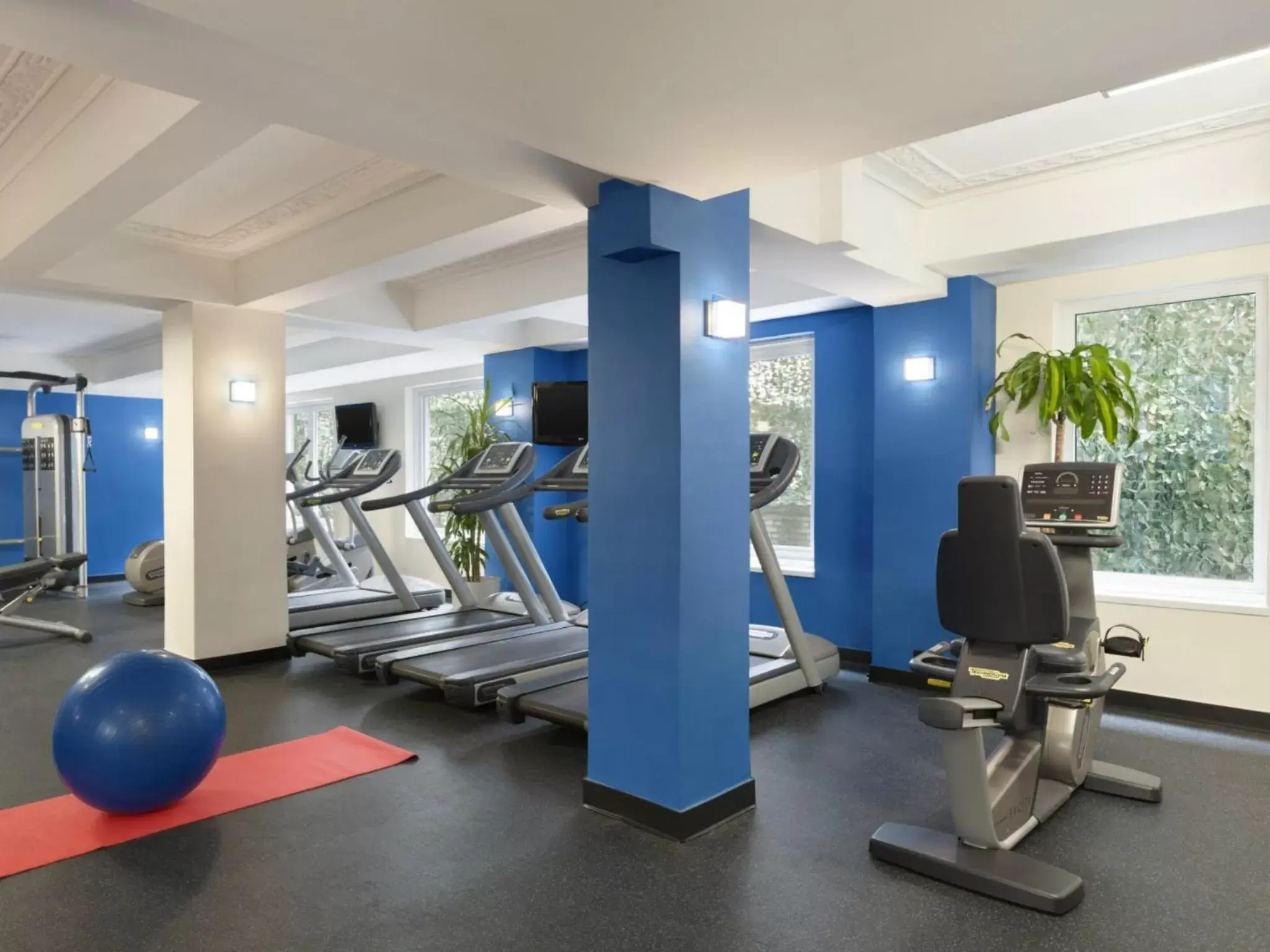 Fitness centre/facilities, Fitness Center/Facilities in Hotel Edison Times Square