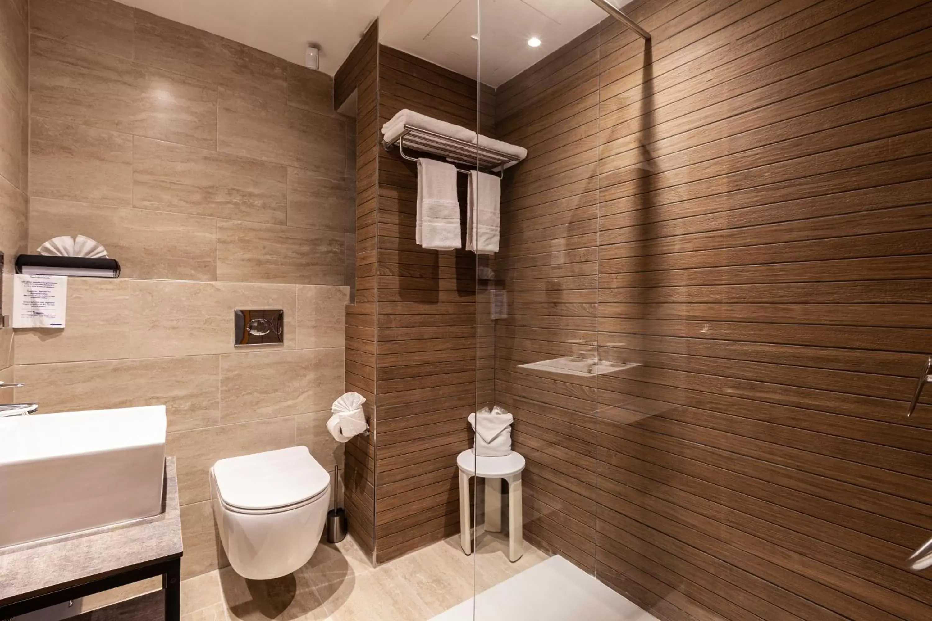 Bathroom in Pergola Hotel & Spa