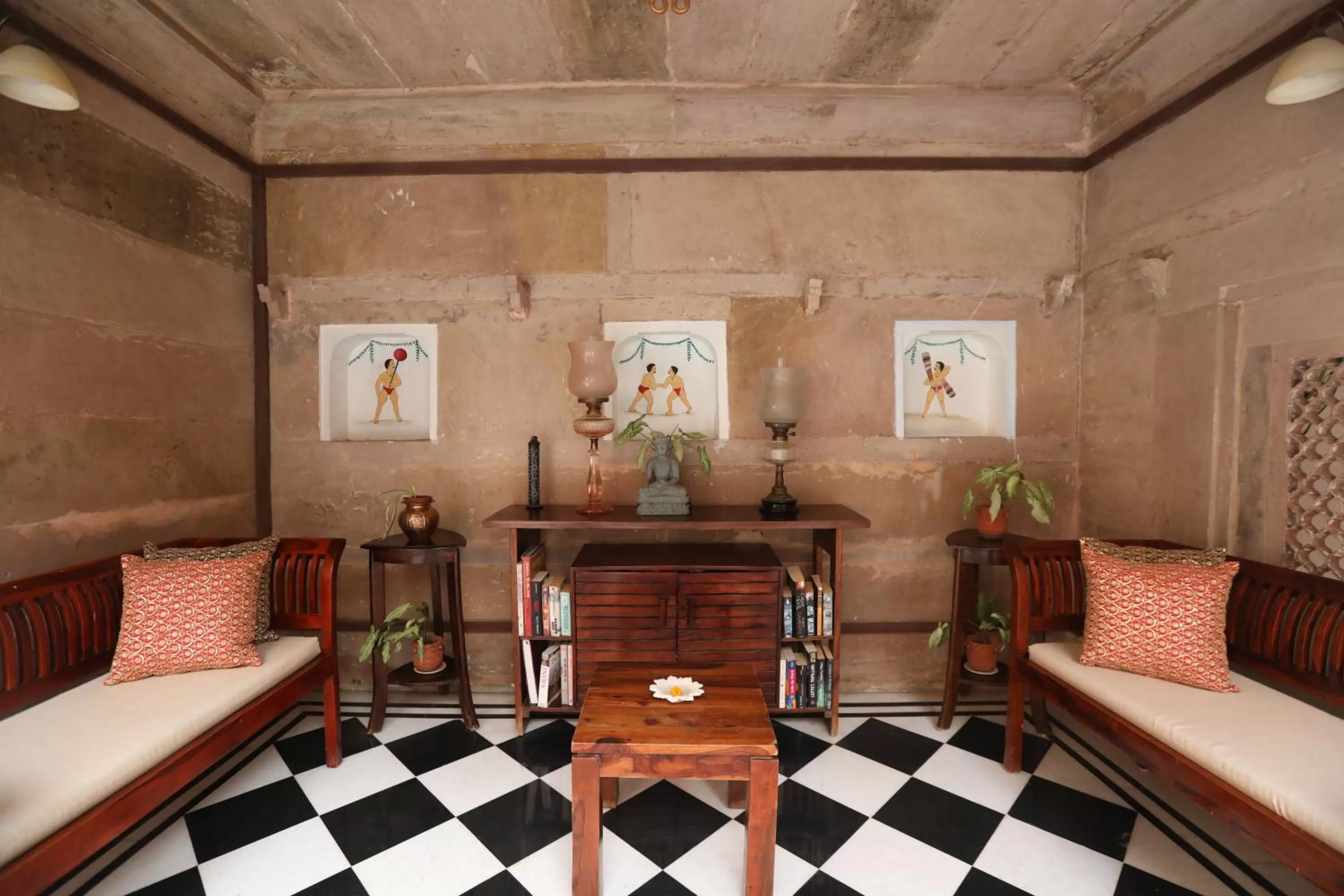 Seating area in Guleria Kothi at Ganges