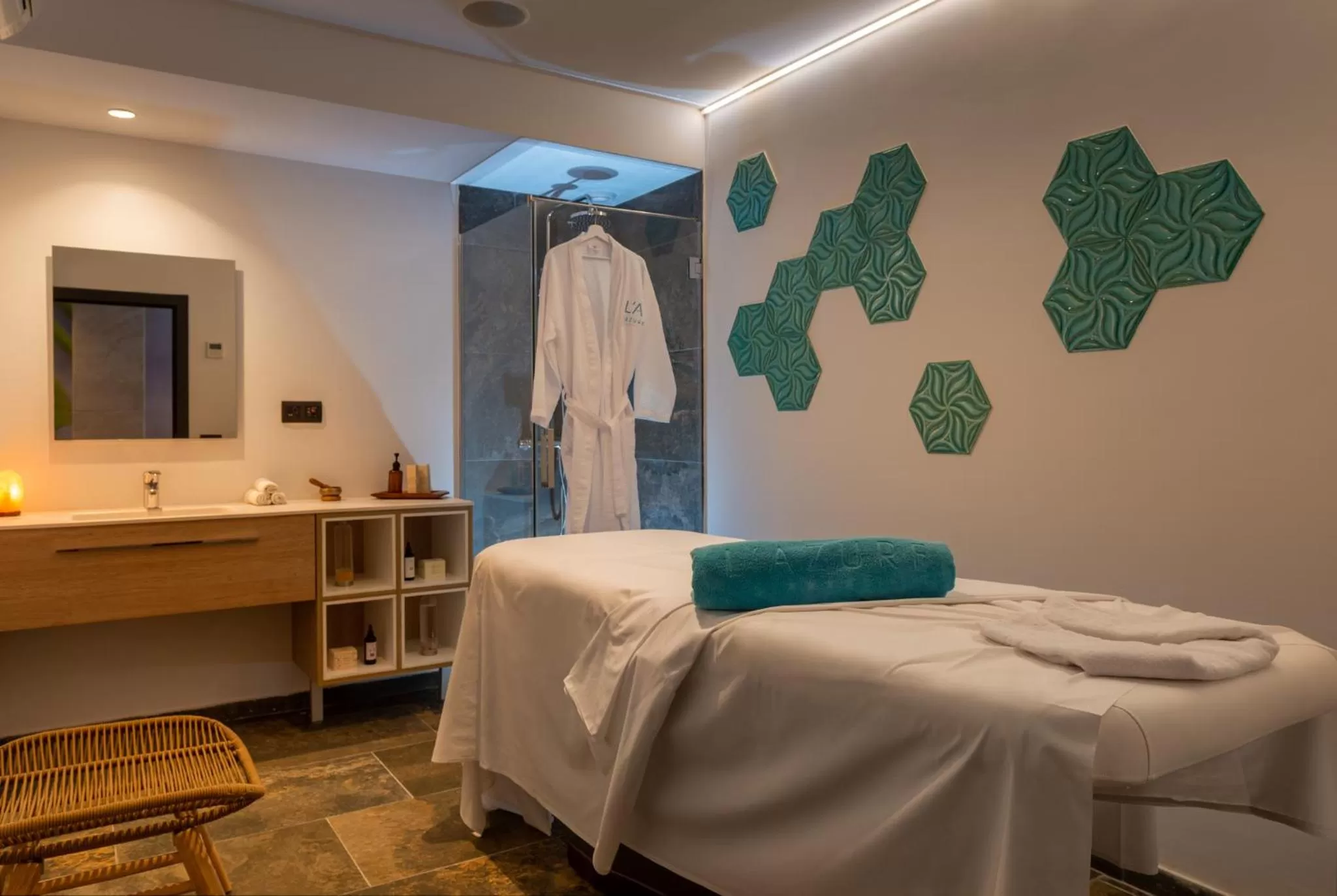 Massage in L'Azure Hotel 4* Sup