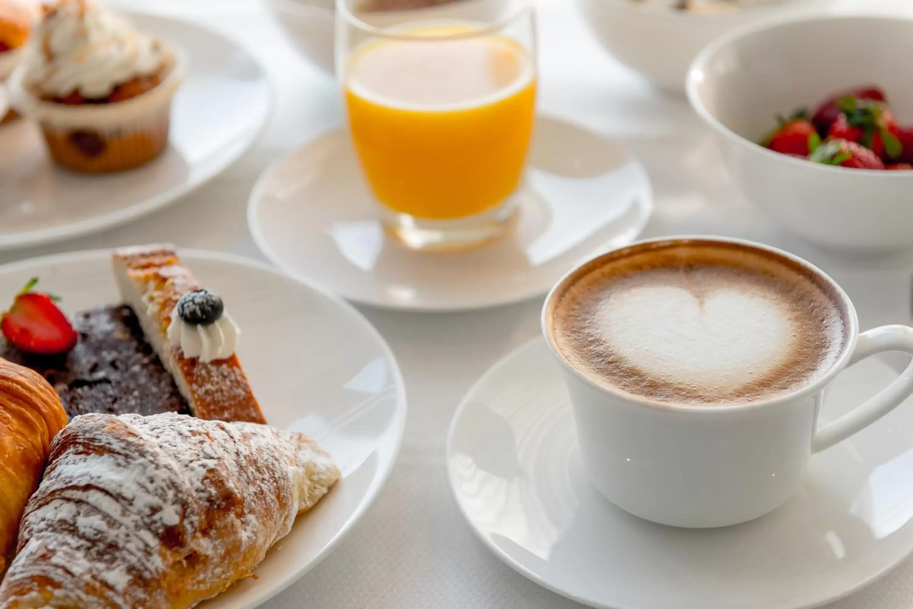 Buffet breakfast in Savoia Hotel Rimini