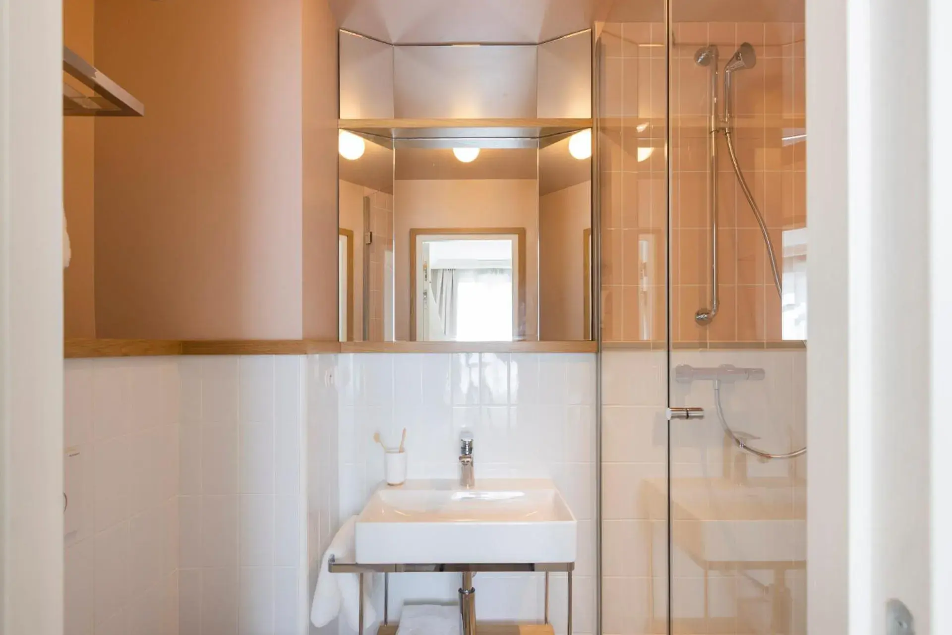 Bathroom in Hôtel Oratio