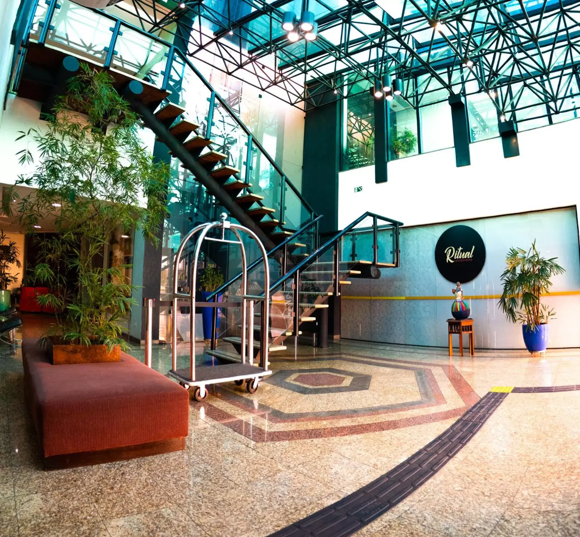 Lobby or reception in Bahamas Suíte Hotel
