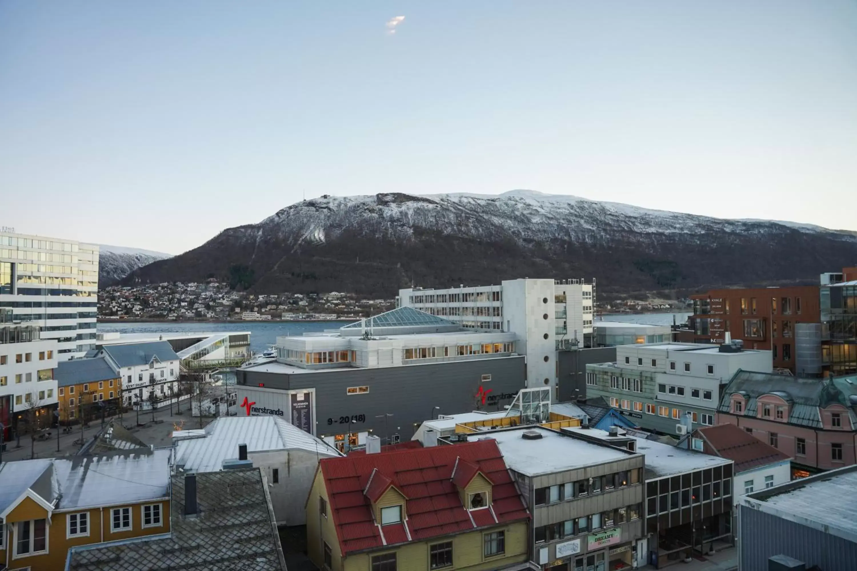 City view, Mountain View in Comfort Hotel Xpress Tromsø