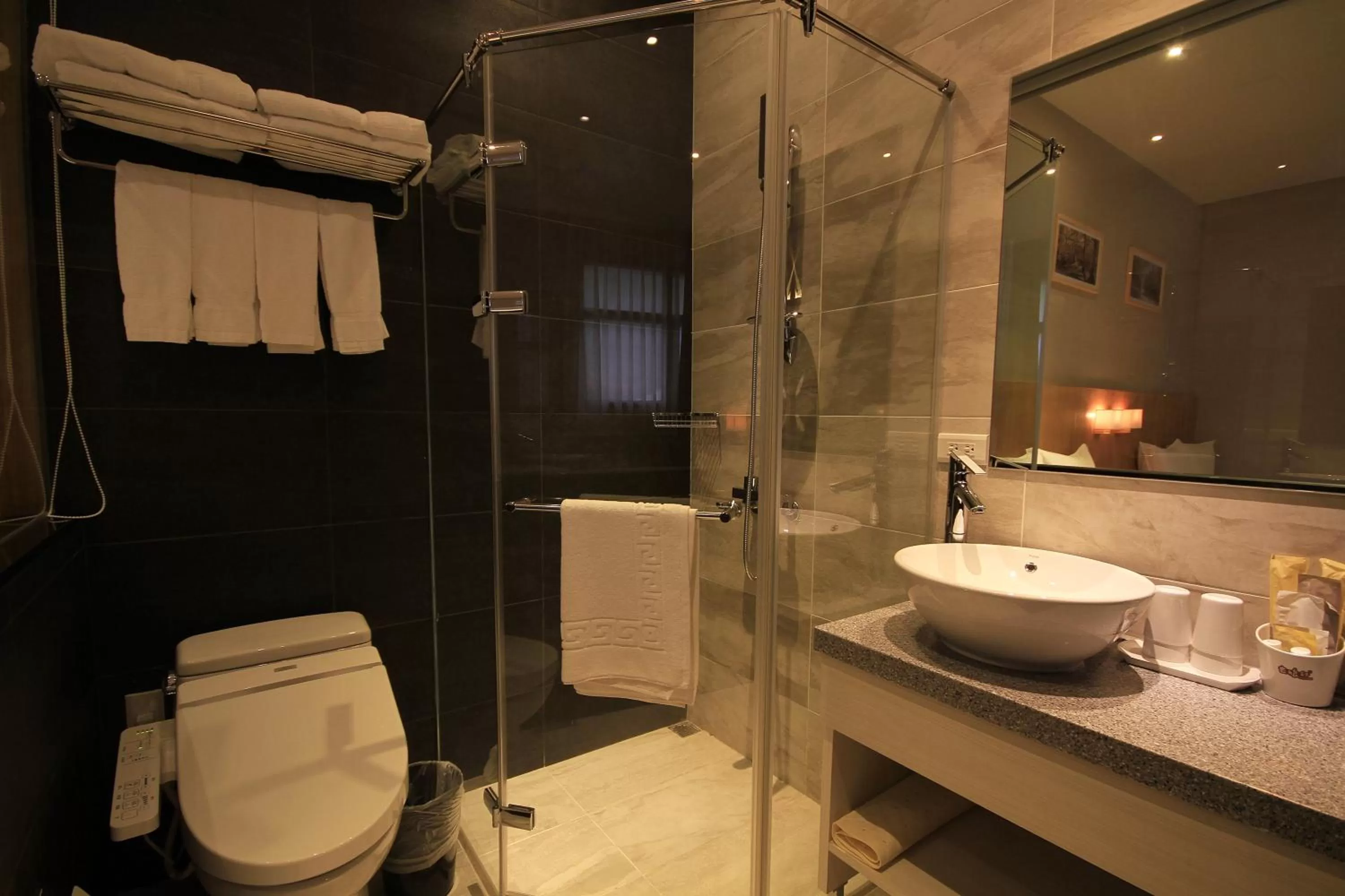 Bathroom in Hangkhau Hotel