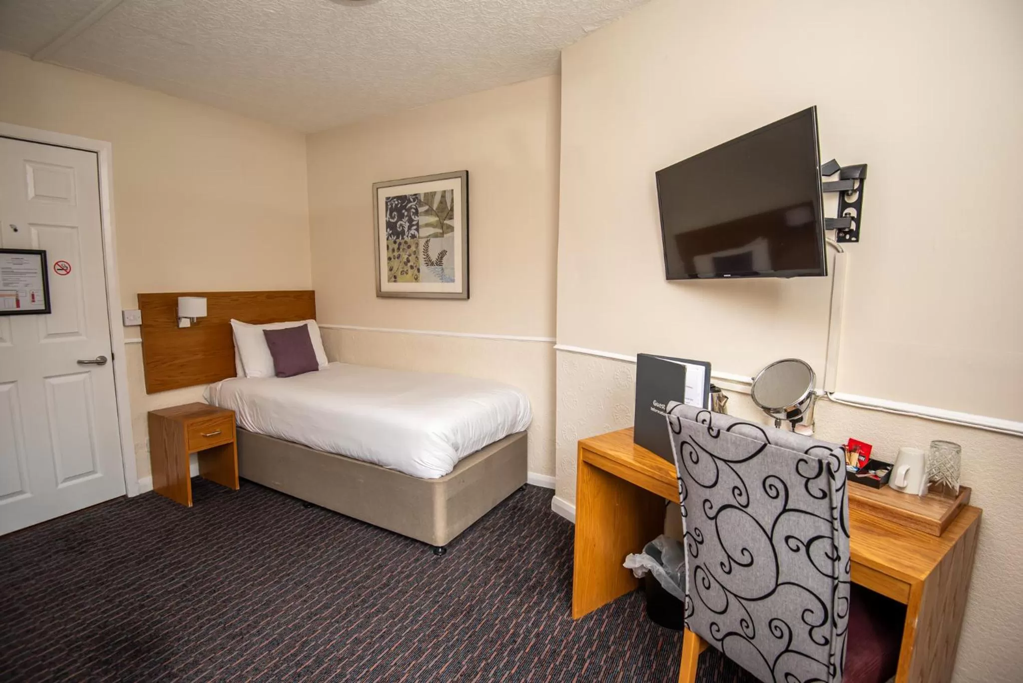 Bed in The George Inn