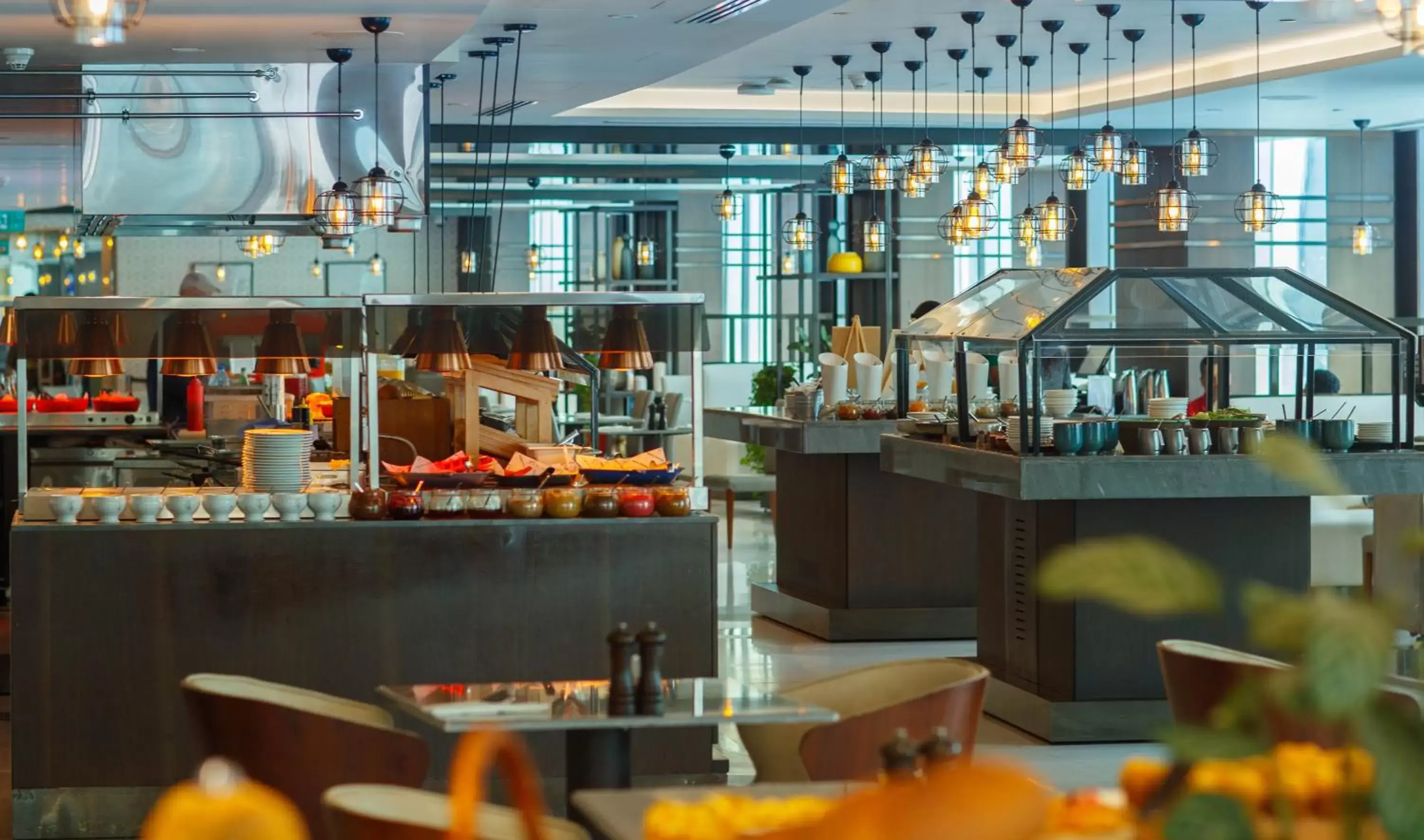 Breakfast, Restaurant/Places to Eat in Marriott Marquis City Center Doha Hotel