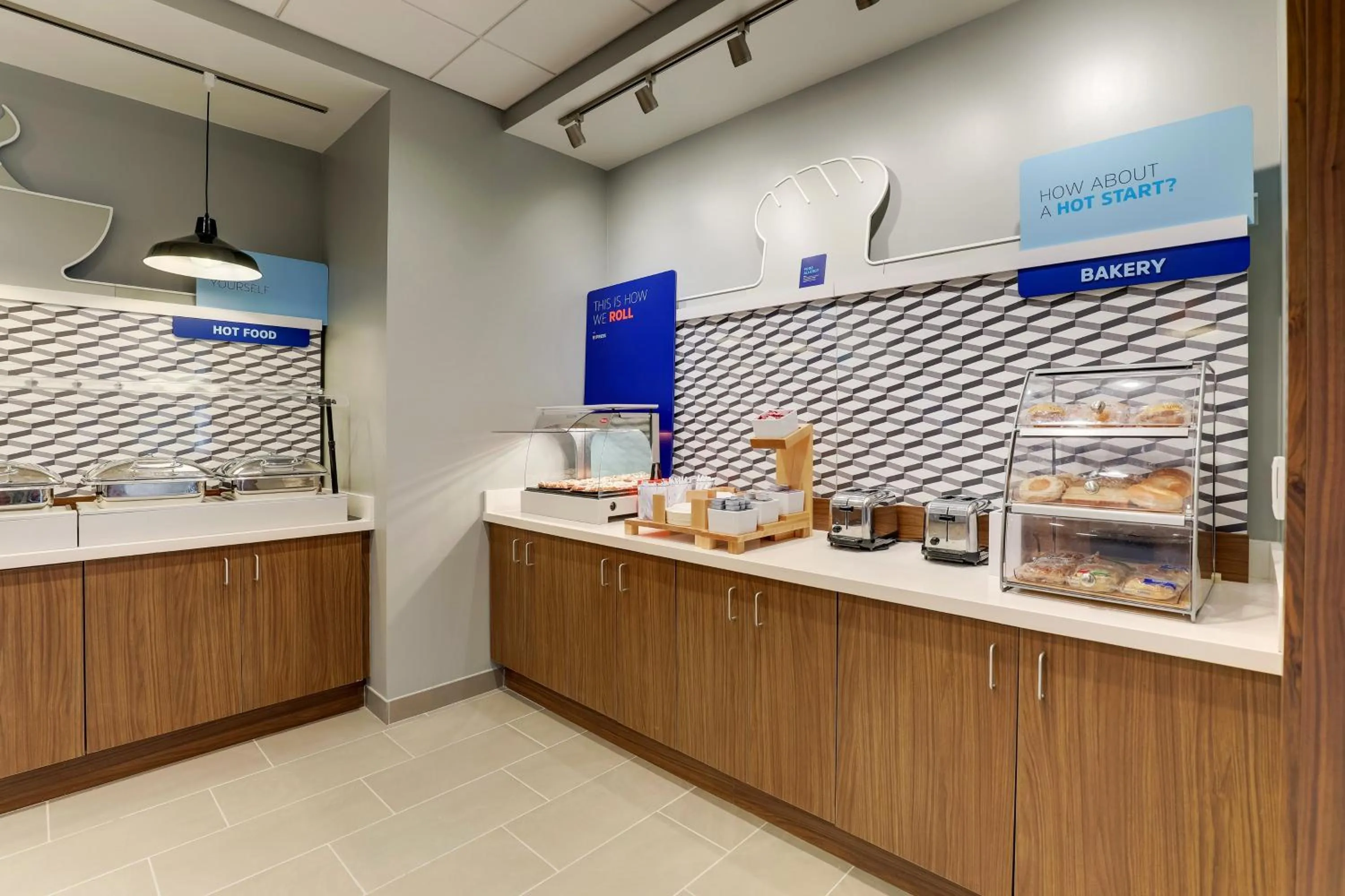 Breakfast in Holiday Inn Express Holly Springs - Raleigh Area by IHG