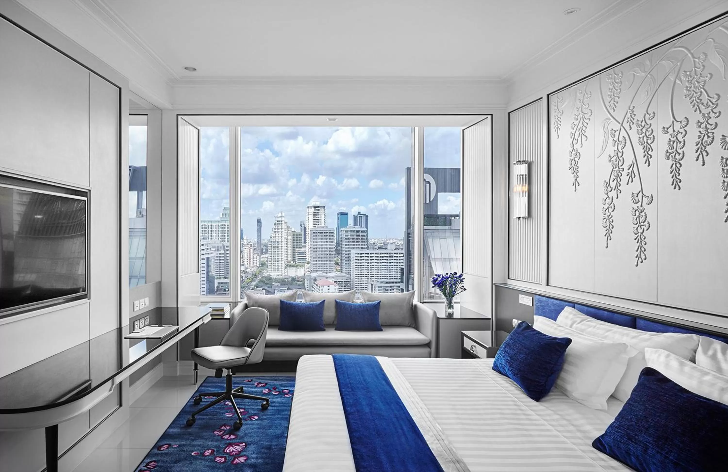 Signature in Grande Centre Point Sukhumvit 55 Thong Lo