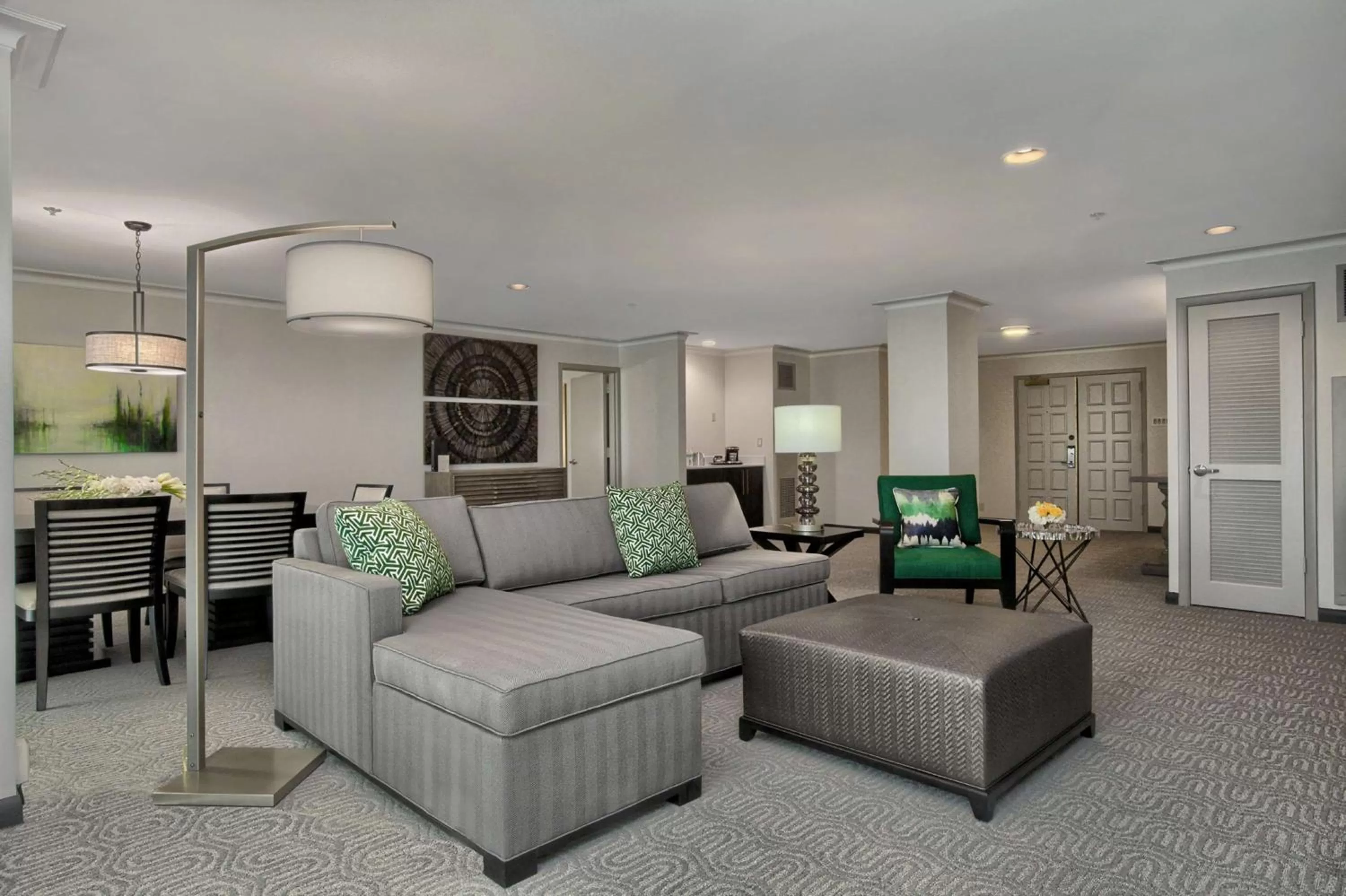 Living room in DoubleTree by Hilton at the Entrance to Universal Orlando