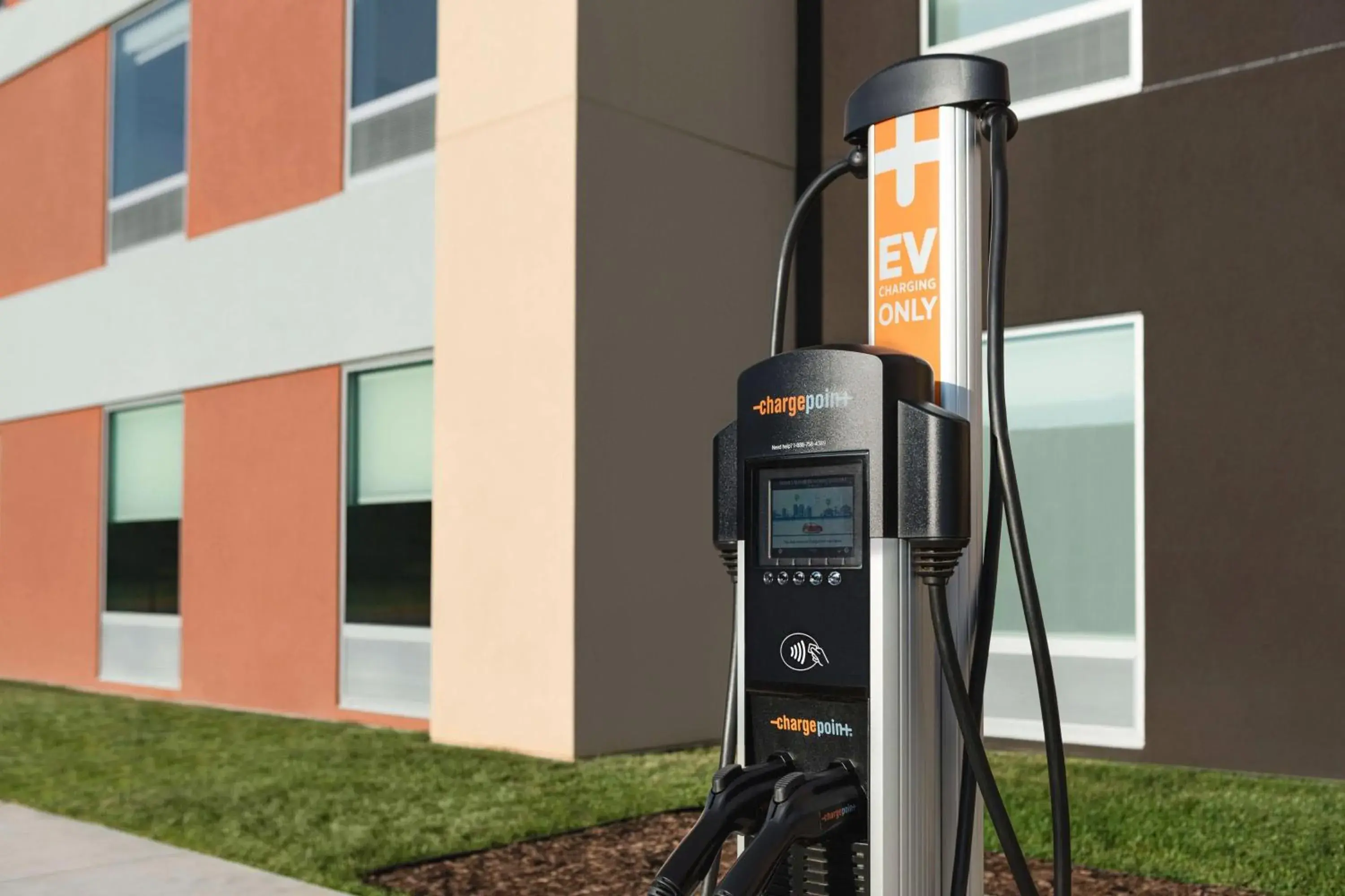 Property building in Home2 Suites By Hilton Leesburg, Va Property building in Home2 Suites By Hilton Leesburg, Va