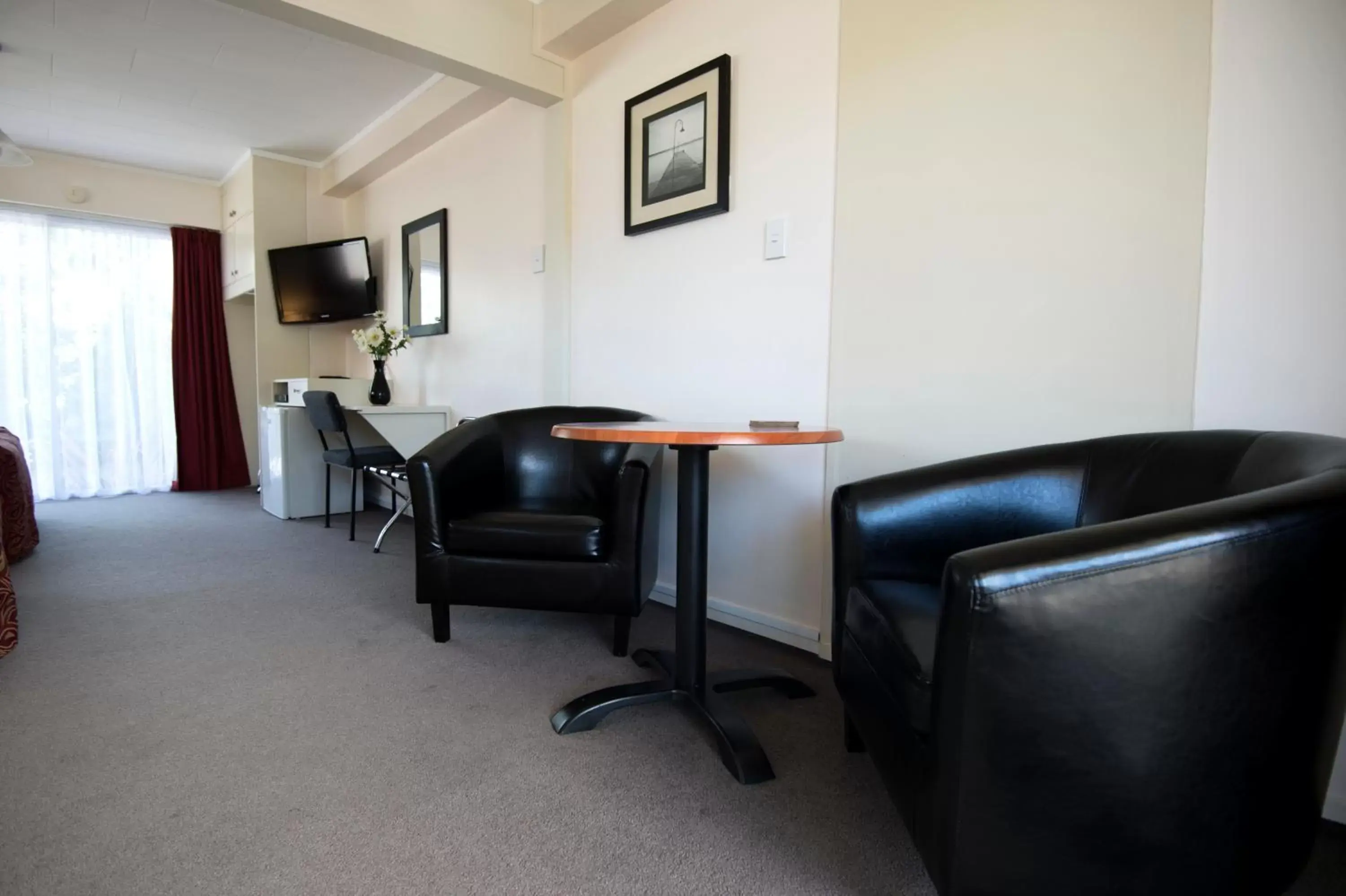 Living room, Seating Area in Kapiti Gateway Motel